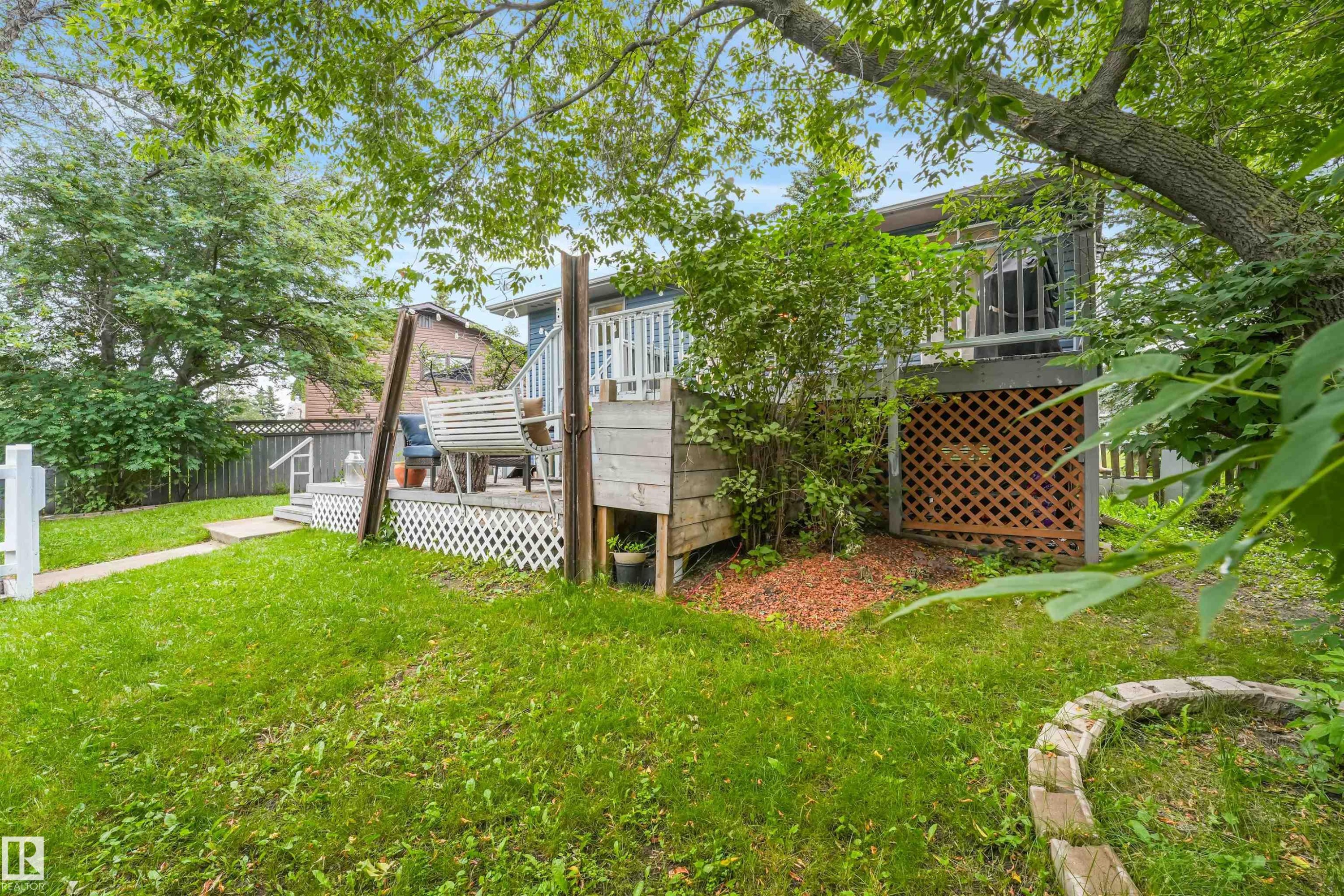 30 Greystone Close, Spruce Grove, AB - Outdoor With Deck Patio Veranda