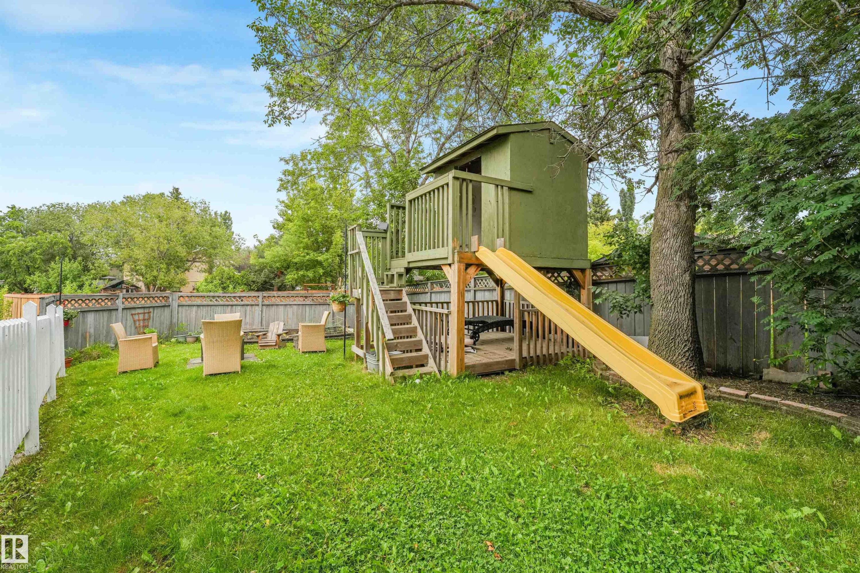30 Greystone Close, Spruce Grove, AB - Outdoor With Backyard