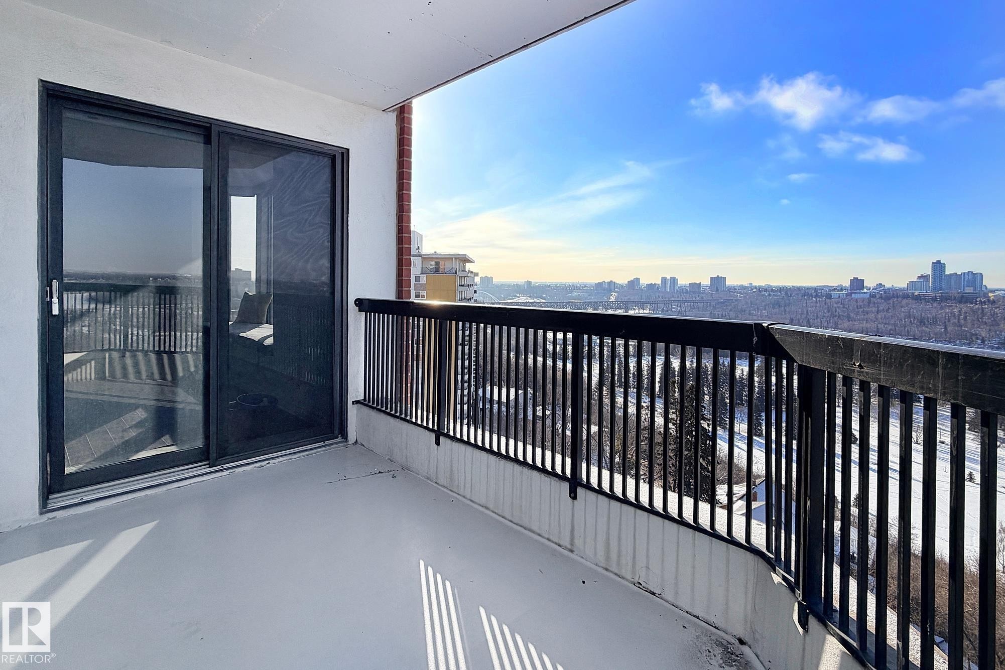 #1504 11503 100 Av Nw, Edmonton, AB