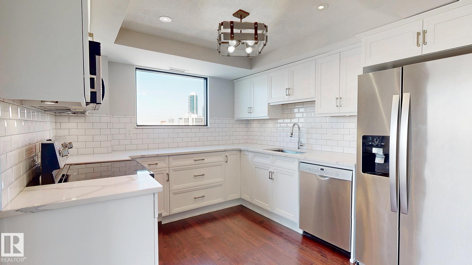 #1504 11503 100 Av Nw, Edmonton, AB