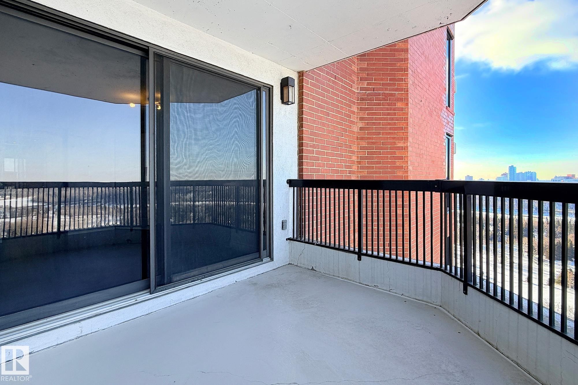 #1504 11503 100 Av Nw, Edmonton, AB