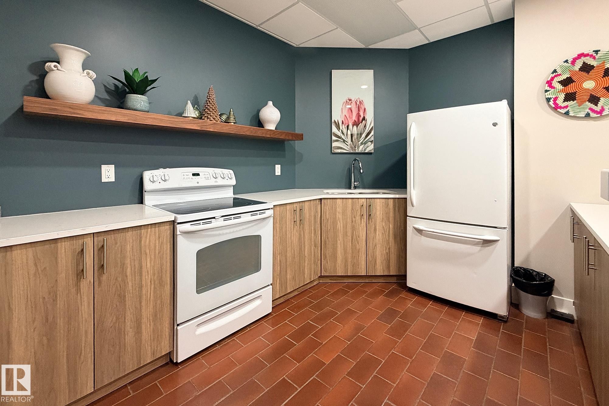 #1504 11503 100 Av Nw, Edmonton, AB