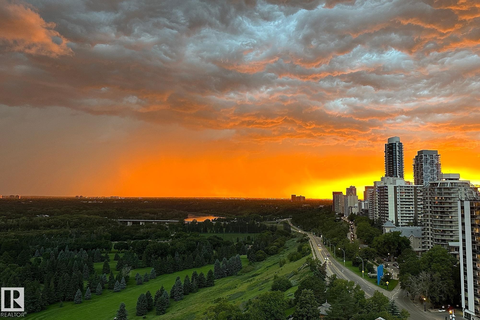 #1504 11503 100 Av Nw, Edmonton, AB