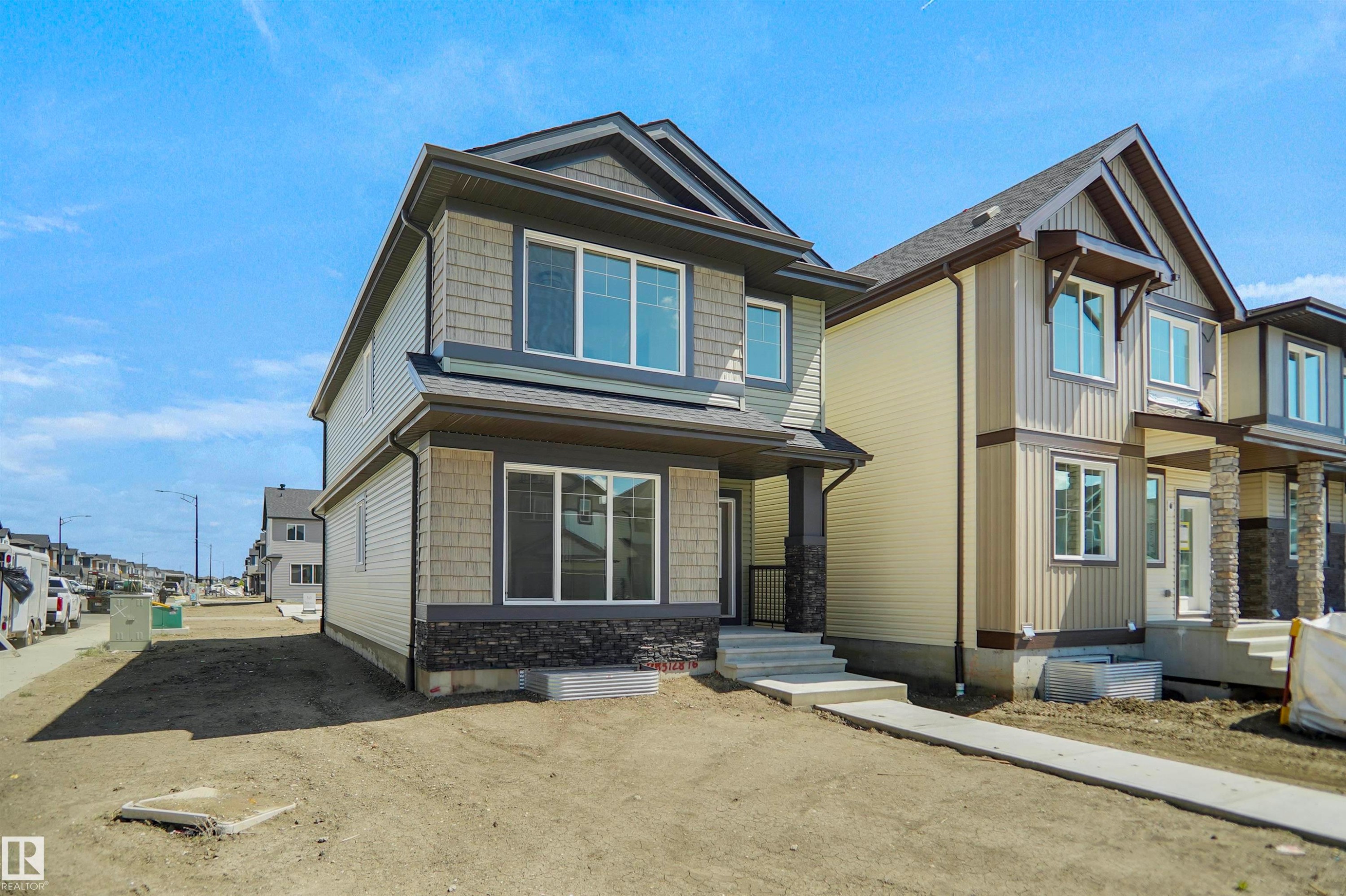 7323 181 Avenue Nw, Edmonton, AB - Outdoor