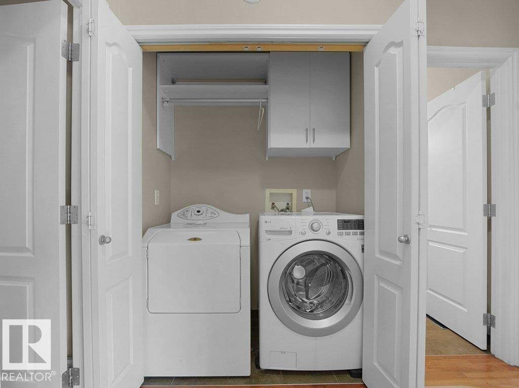#30 17715 96 Av Nw, Edmonton, AB - Indoor Photo Showing Laundry Room
