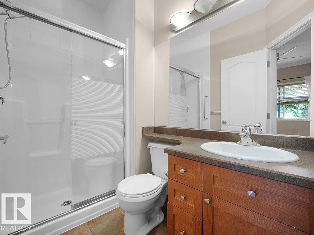 #30 17715 96 Av Nw, Edmonton, AB - Indoor Photo Showing Bathroom