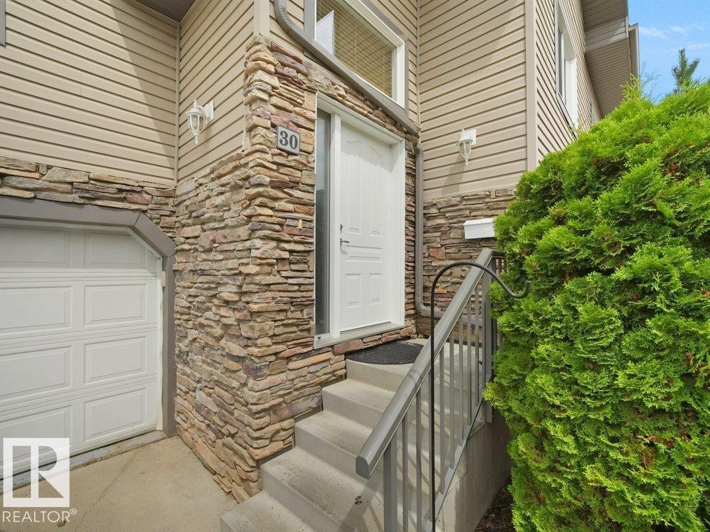 #30 17715 96 Av Nw, Edmonton, AB - Outdoor
