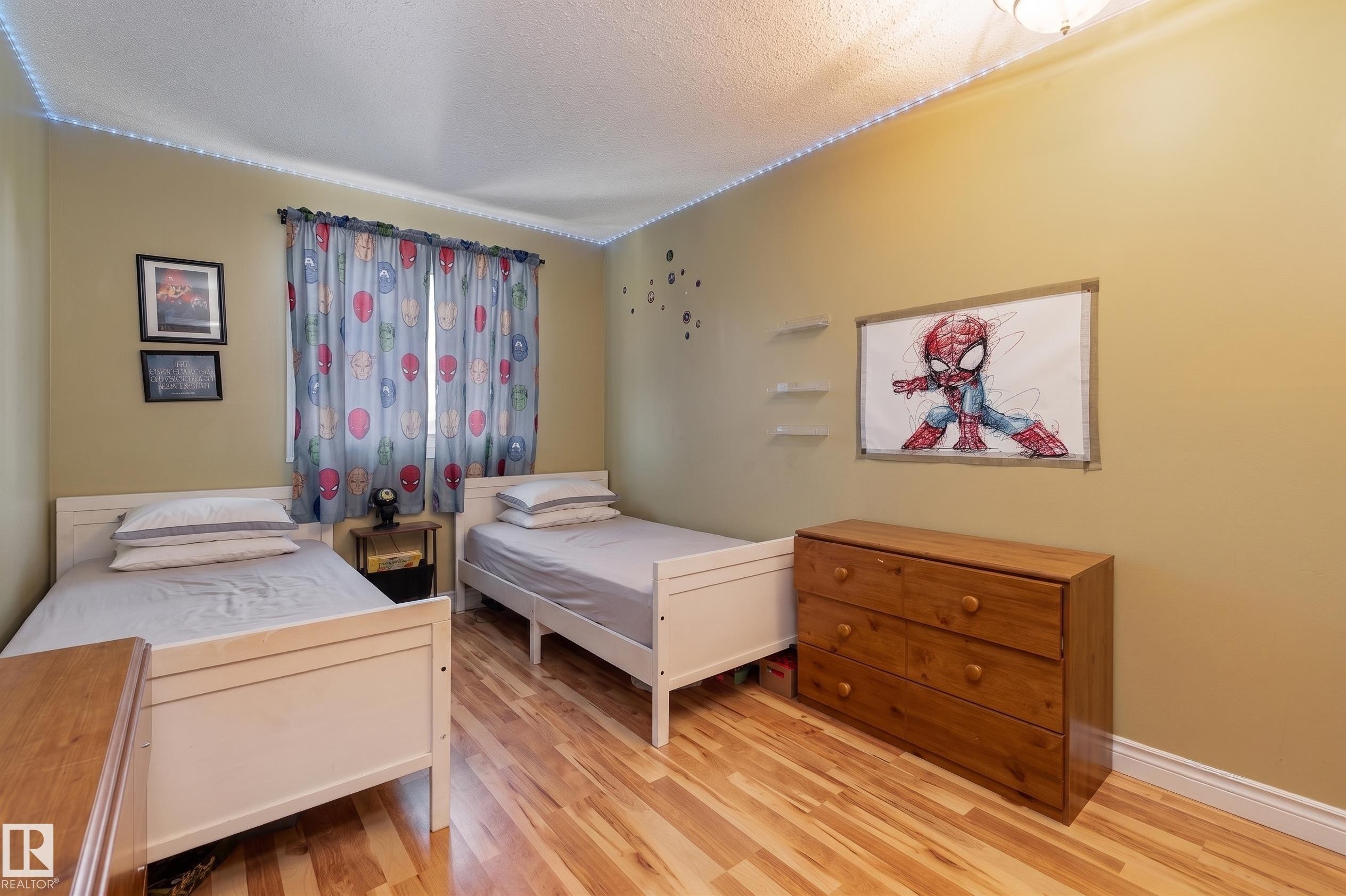 13617 28 Street, Edmonton, AB