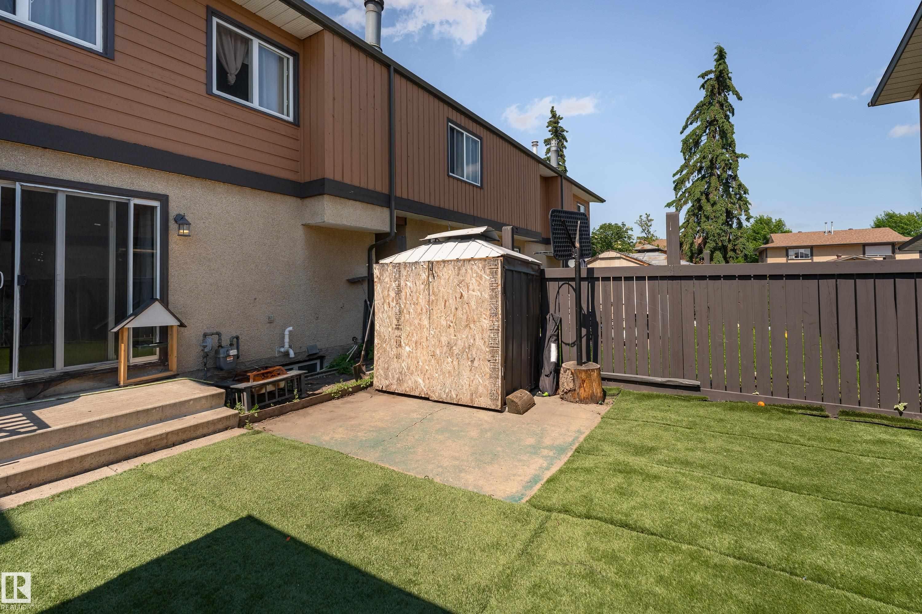 13617 28 Street, Edmonton, AB