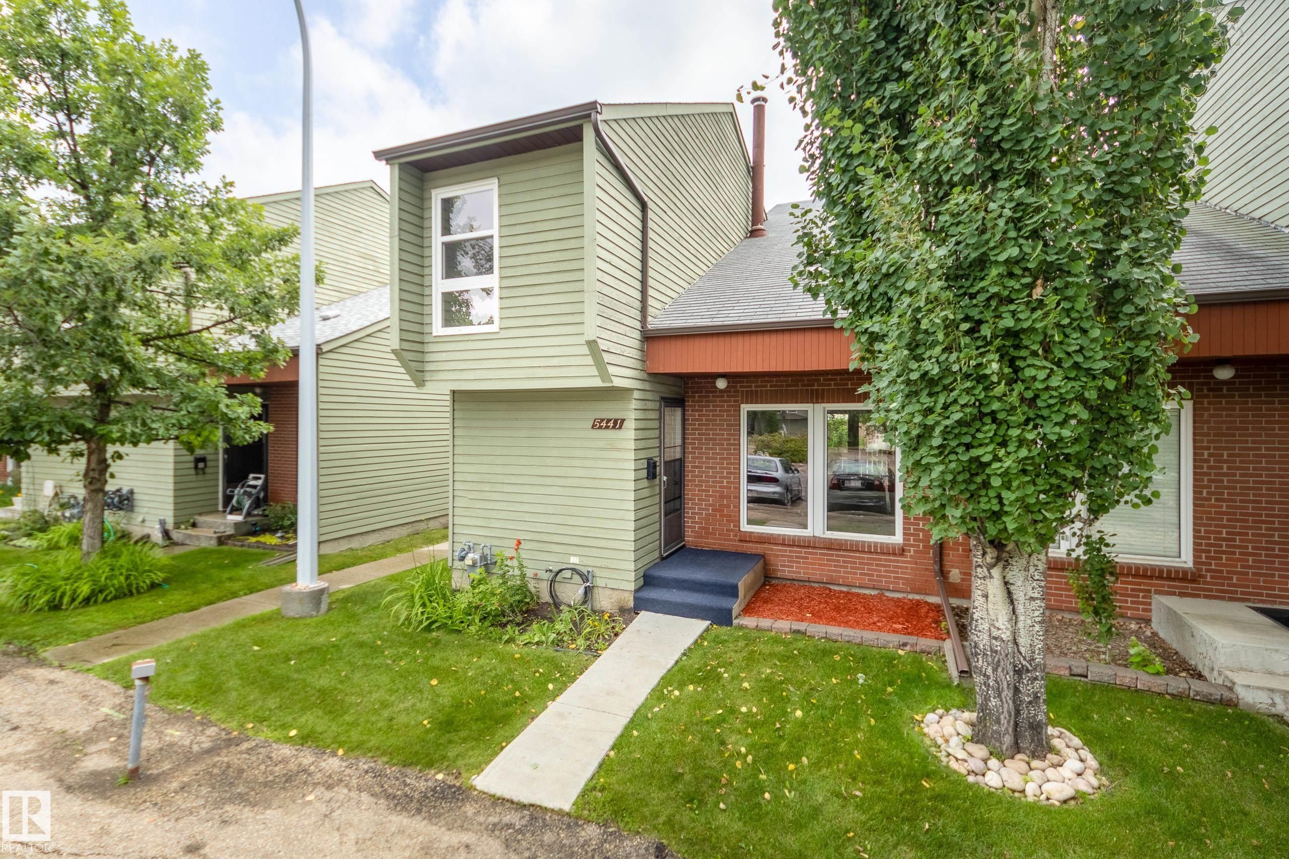5441 Hill View Crescent Nw, Edmonton, AB - Outdoor