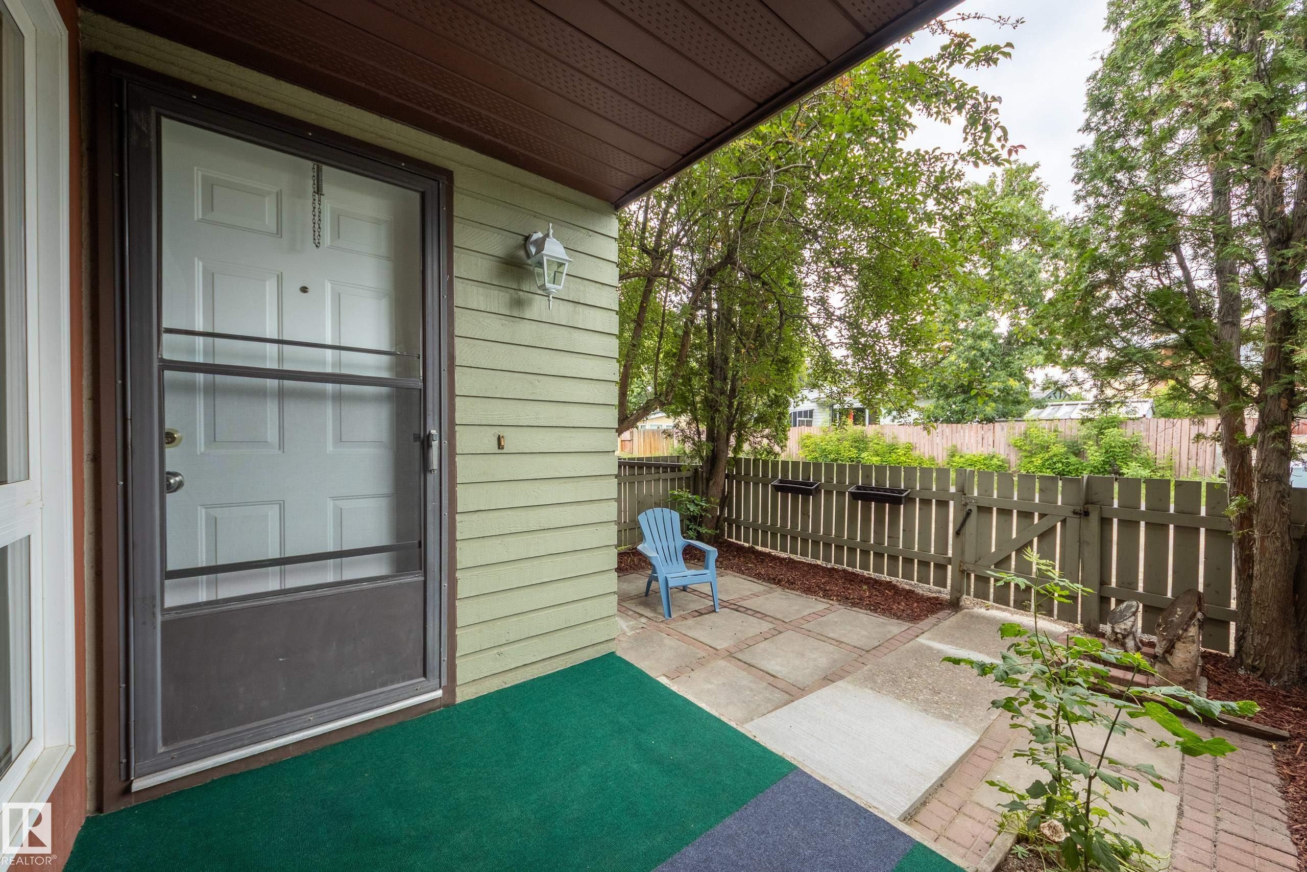5441 Hill View Crescent Nw, Edmonton, AB - Outdoor With Deck Patio Veranda With Exterior