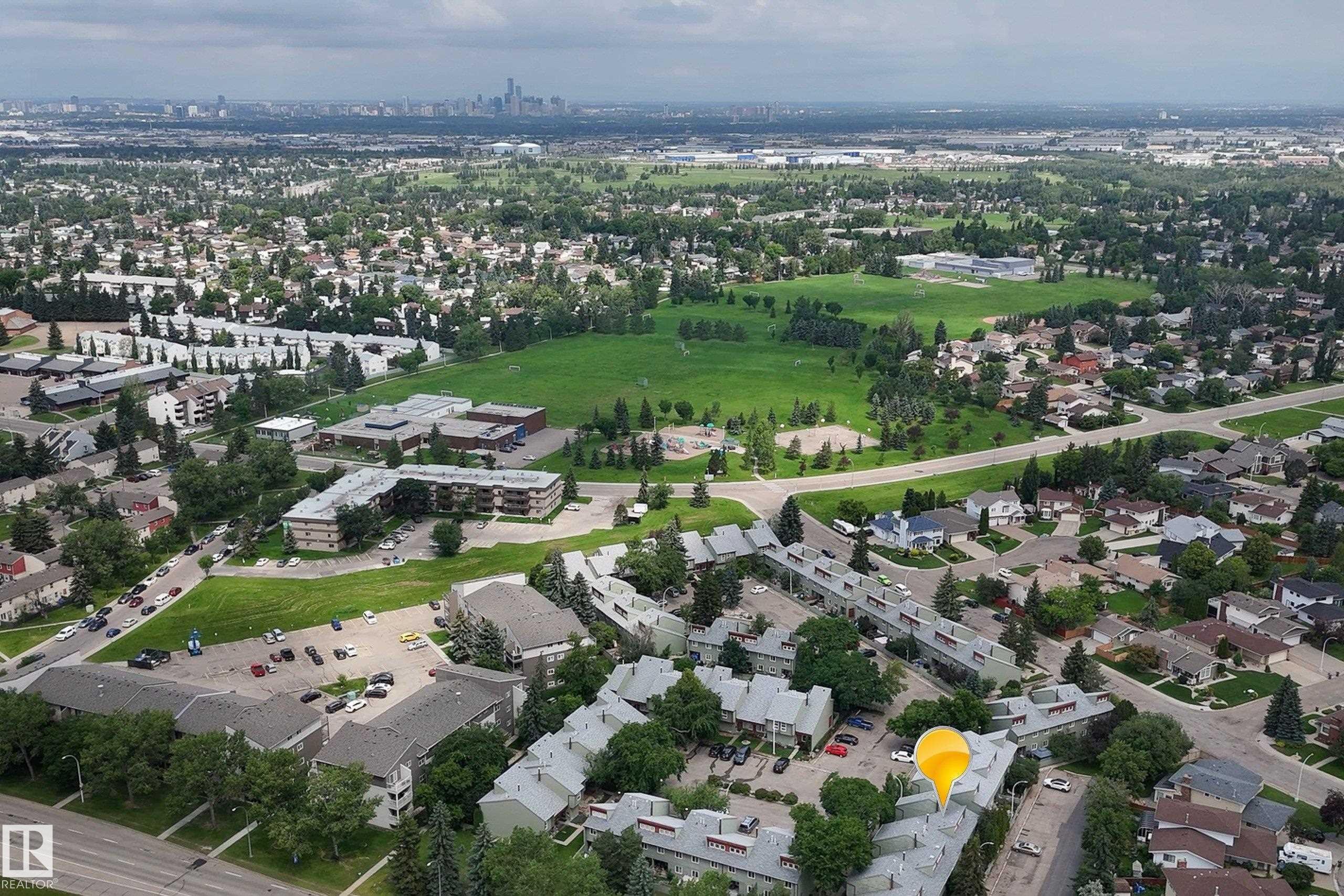 5441 Hill View Crescent Nw, Edmonton, AB - Outdoor With View