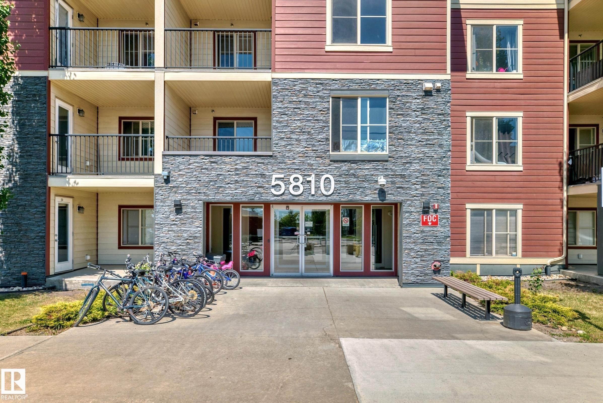 #316 5810 Mullen Pl Nw, Edmonton, AB - Outdoor
