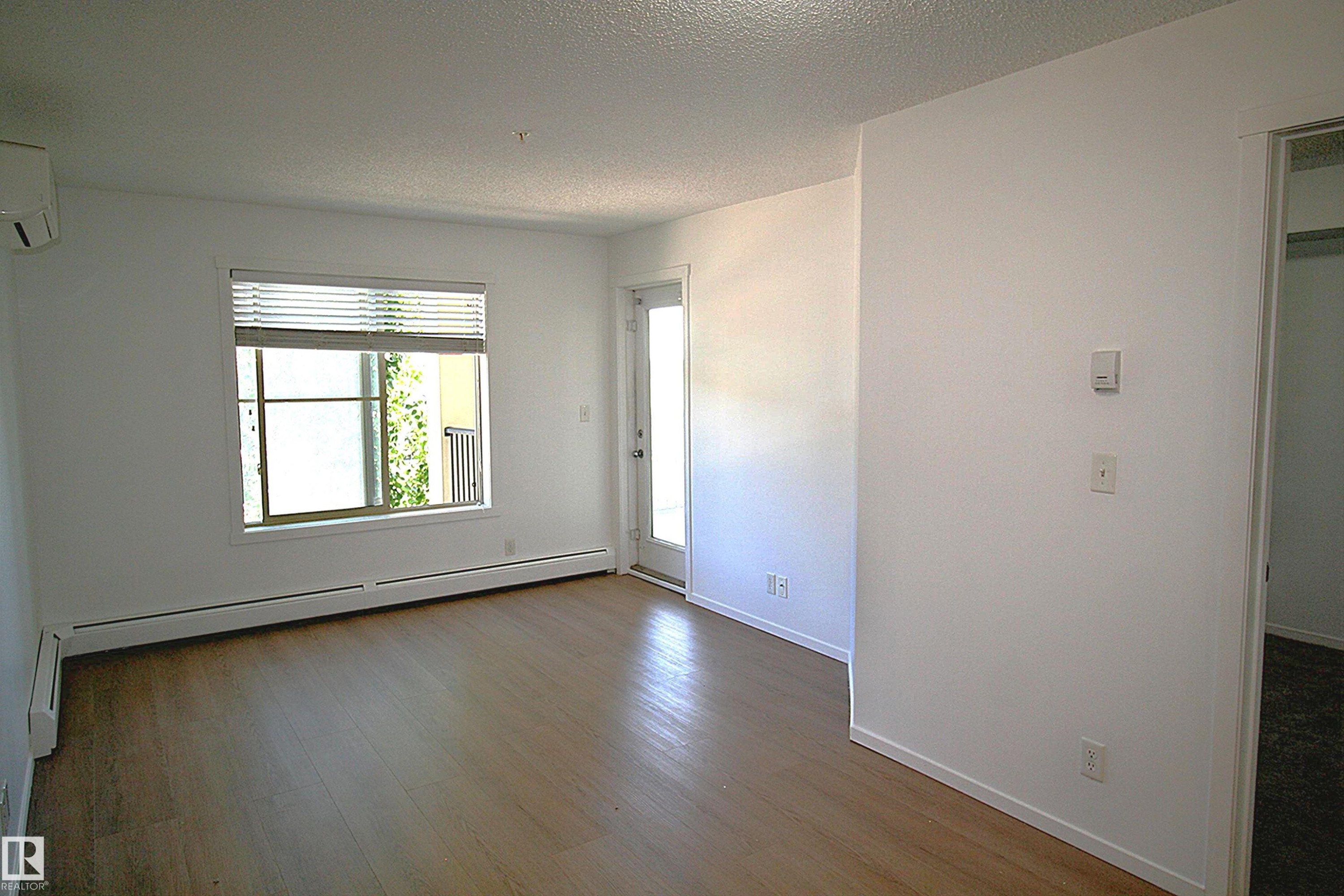 #316 5810 Mullen Pl Nw, Edmonton, AB - Indoor Photo Showing Other Room