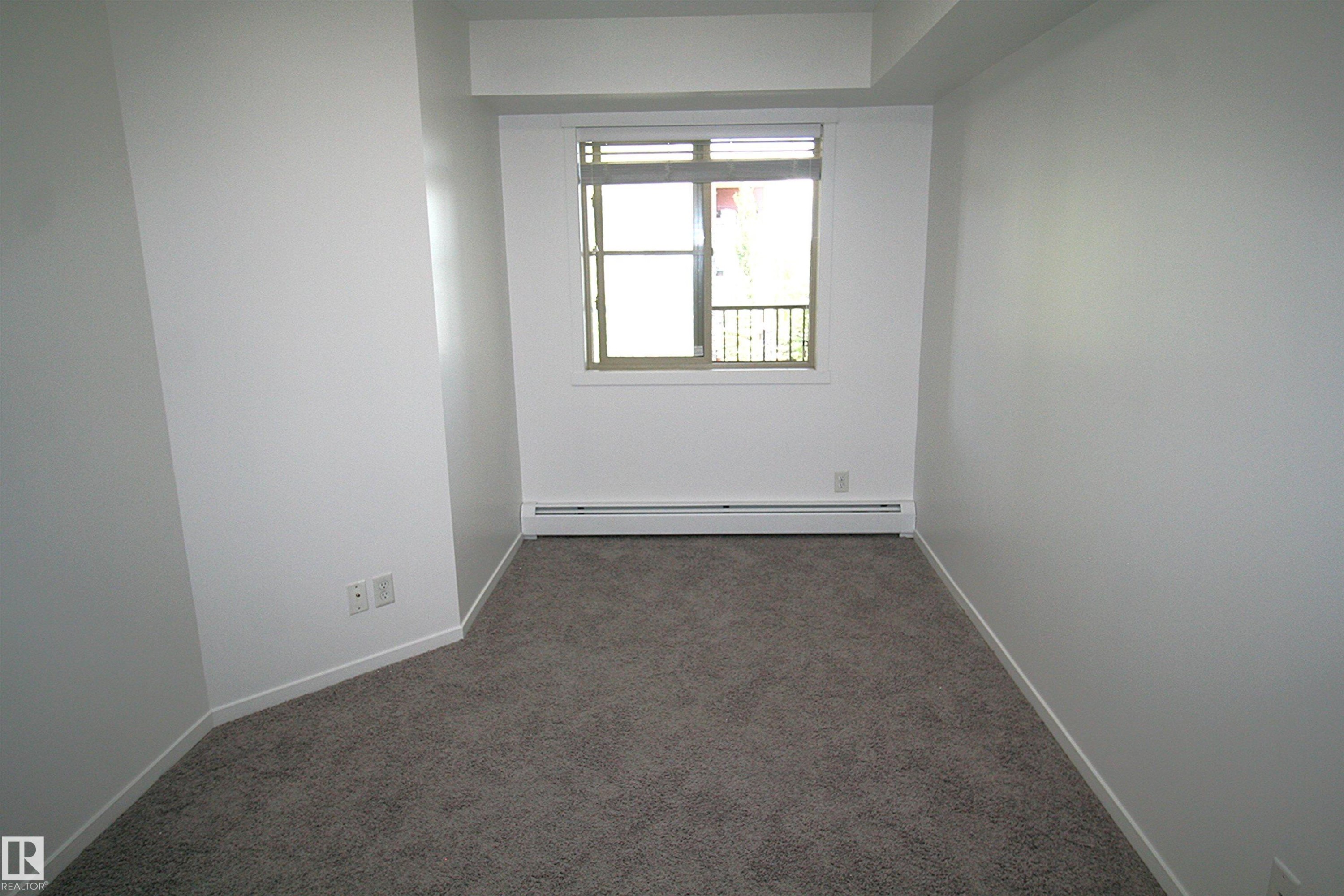 #316 5810 Mullen Pl Nw, Edmonton, AB - Indoor Photo Showing Other Room