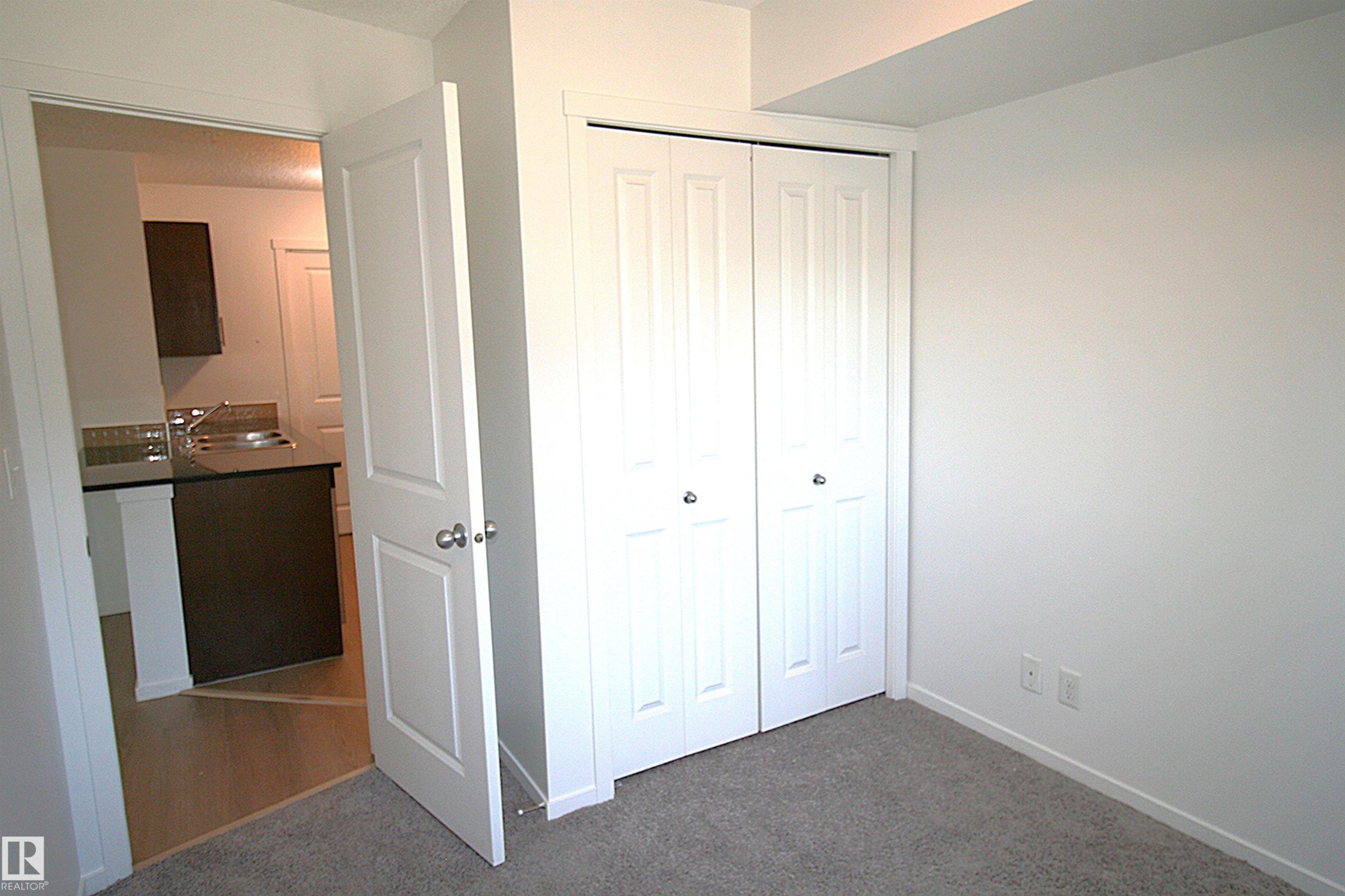 #316 5810 Mullen Pl Nw, Edmonton, AB - Indoor Photo Showing Other Room