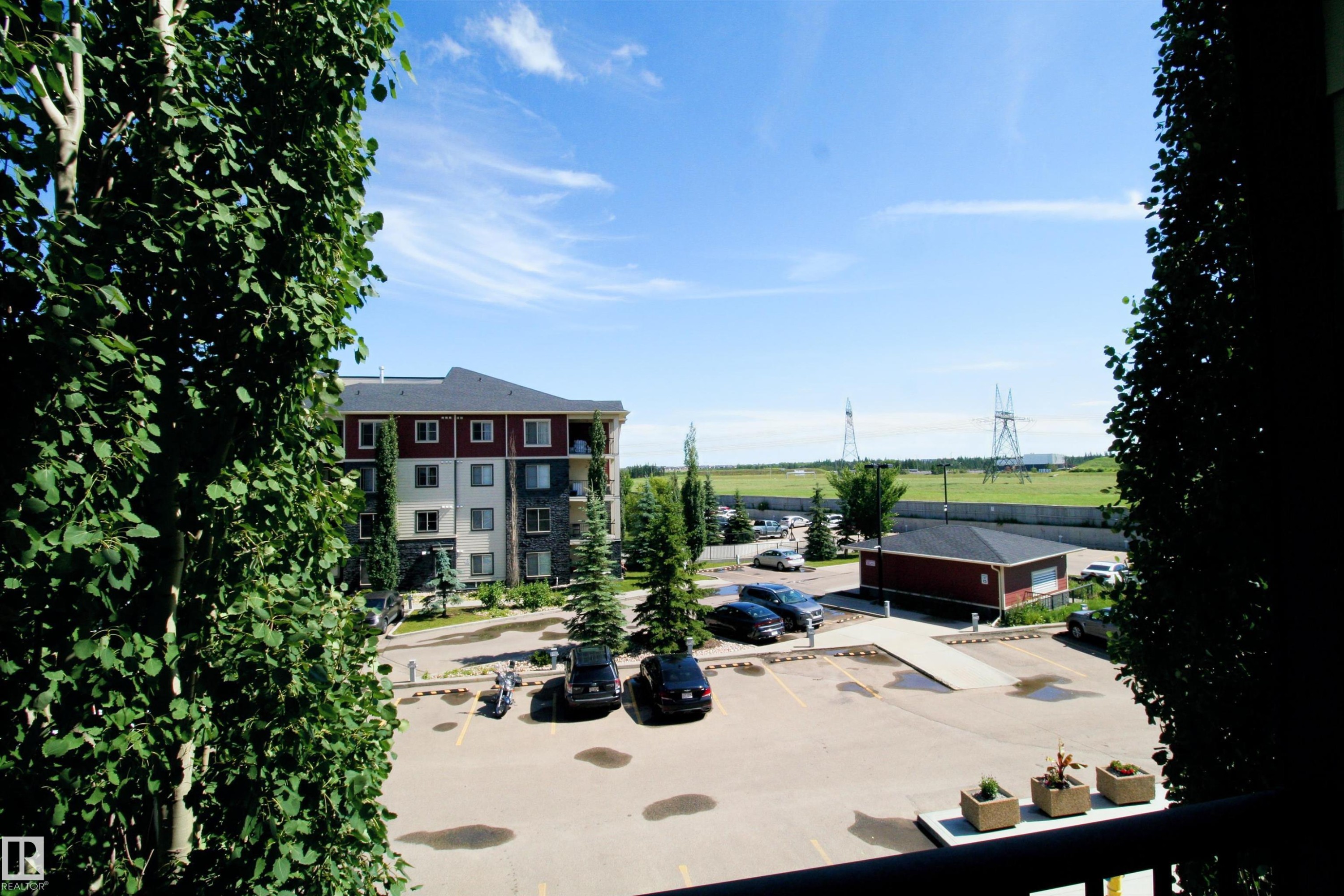 #316 5810 Mullen Pl Nw, Edmonton, AB - Outdoor