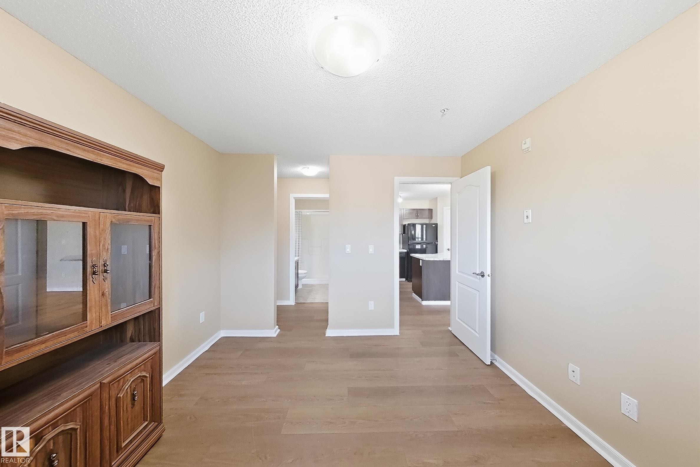 320 392 Silver Berry Road, Edmonton, AB