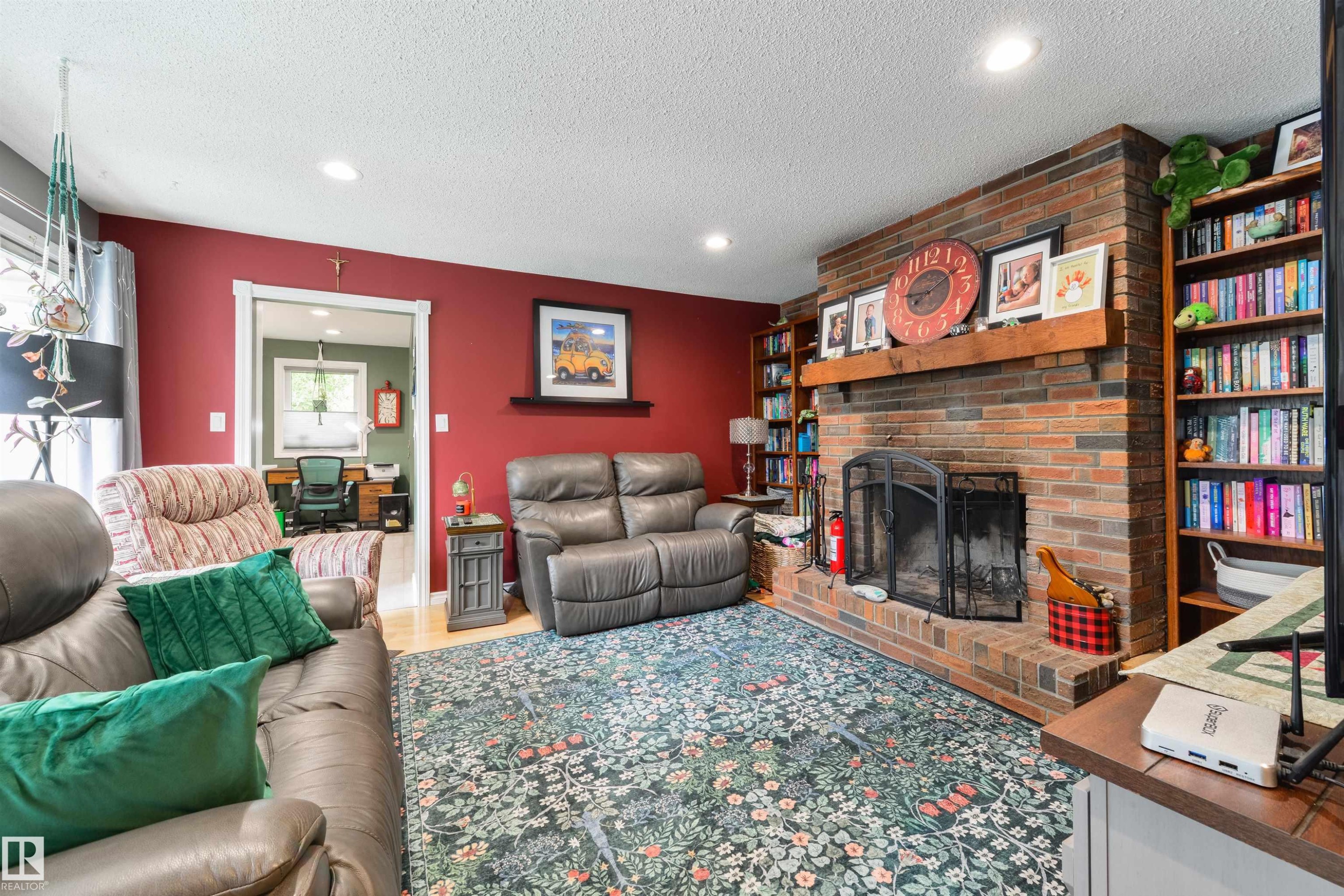 94 Wolf Crescent Nw, Edmonton, AB