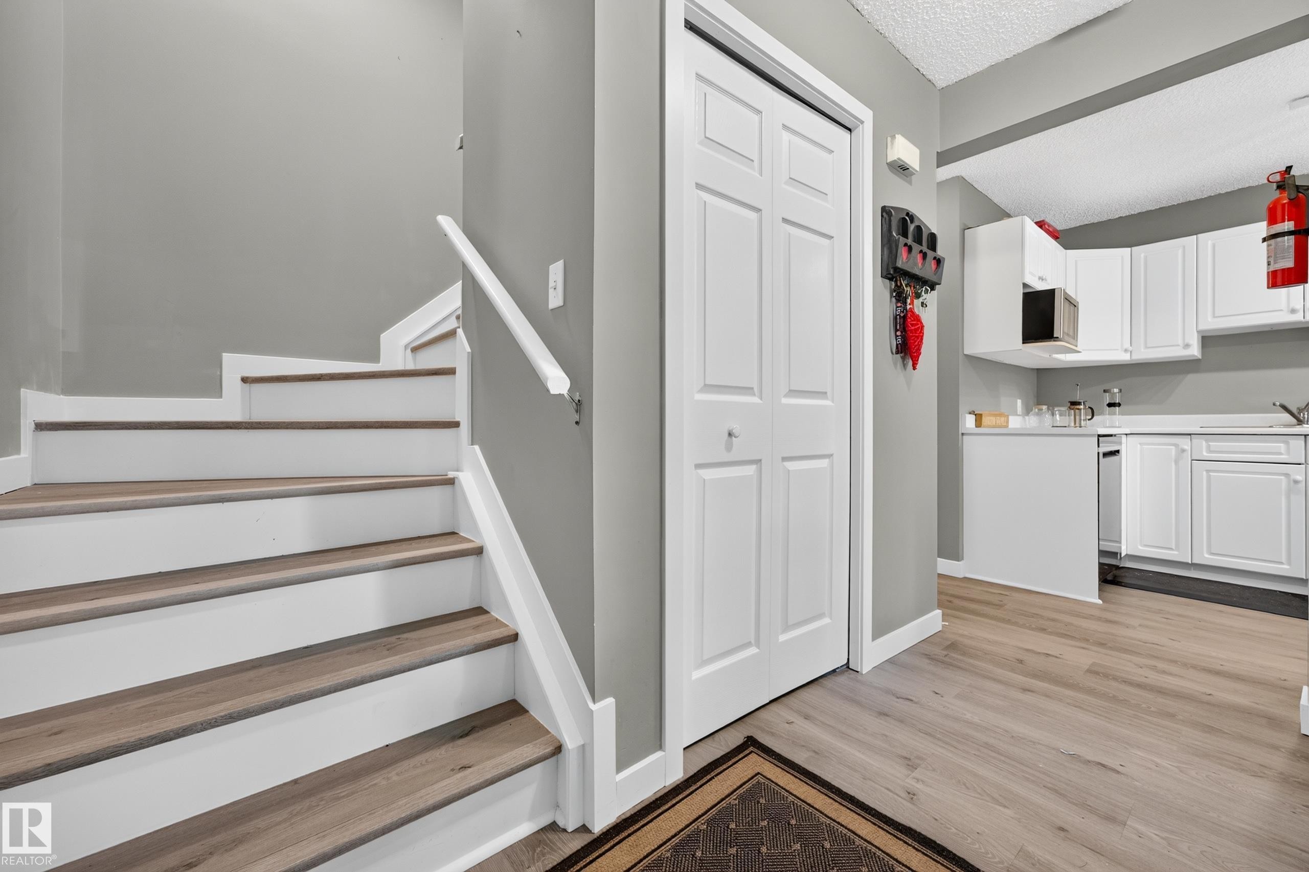 1-65 Michigan Street, Devon, AB