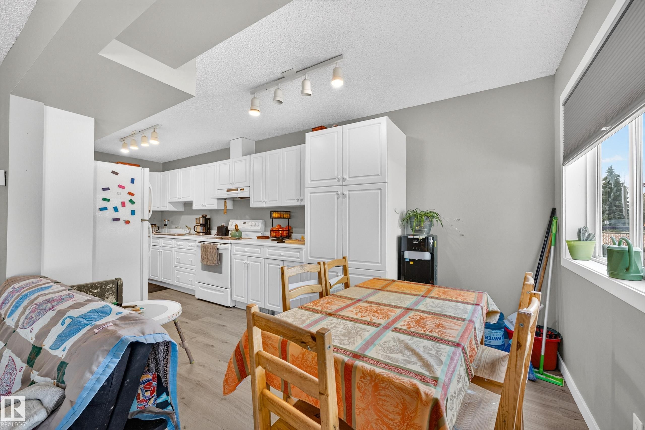 1-65 Michigan Street, Devon, AB