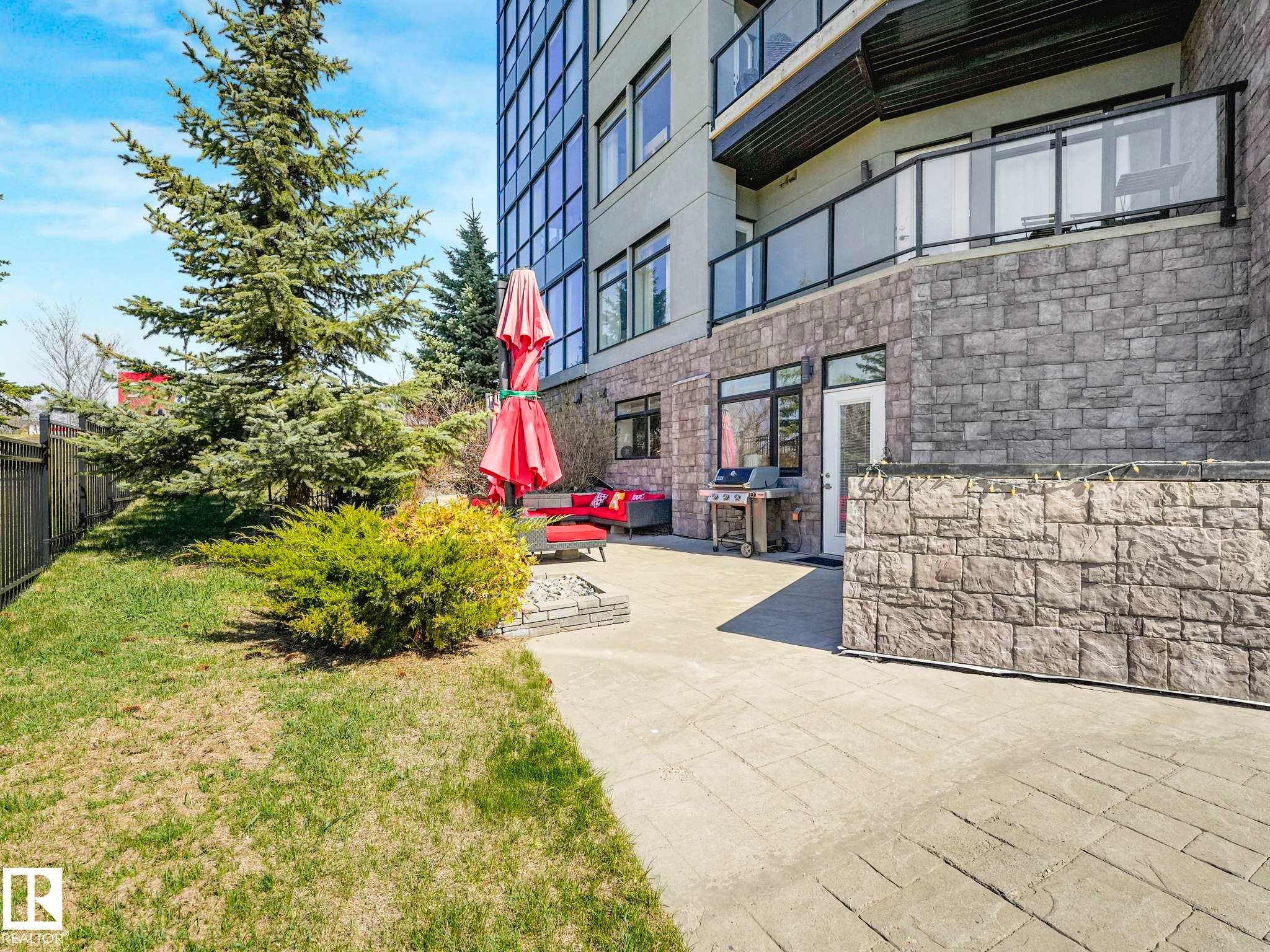 #122 5151 Windermere Bv Sw, Edmonton, AB - Outdoor