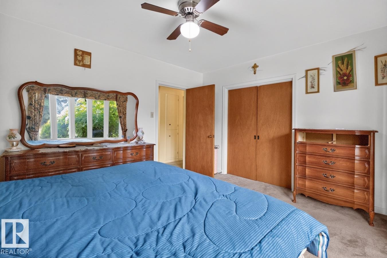 9627 146 Street Nw, Edmonton, AB - Indoor Photo Showing Bedroom