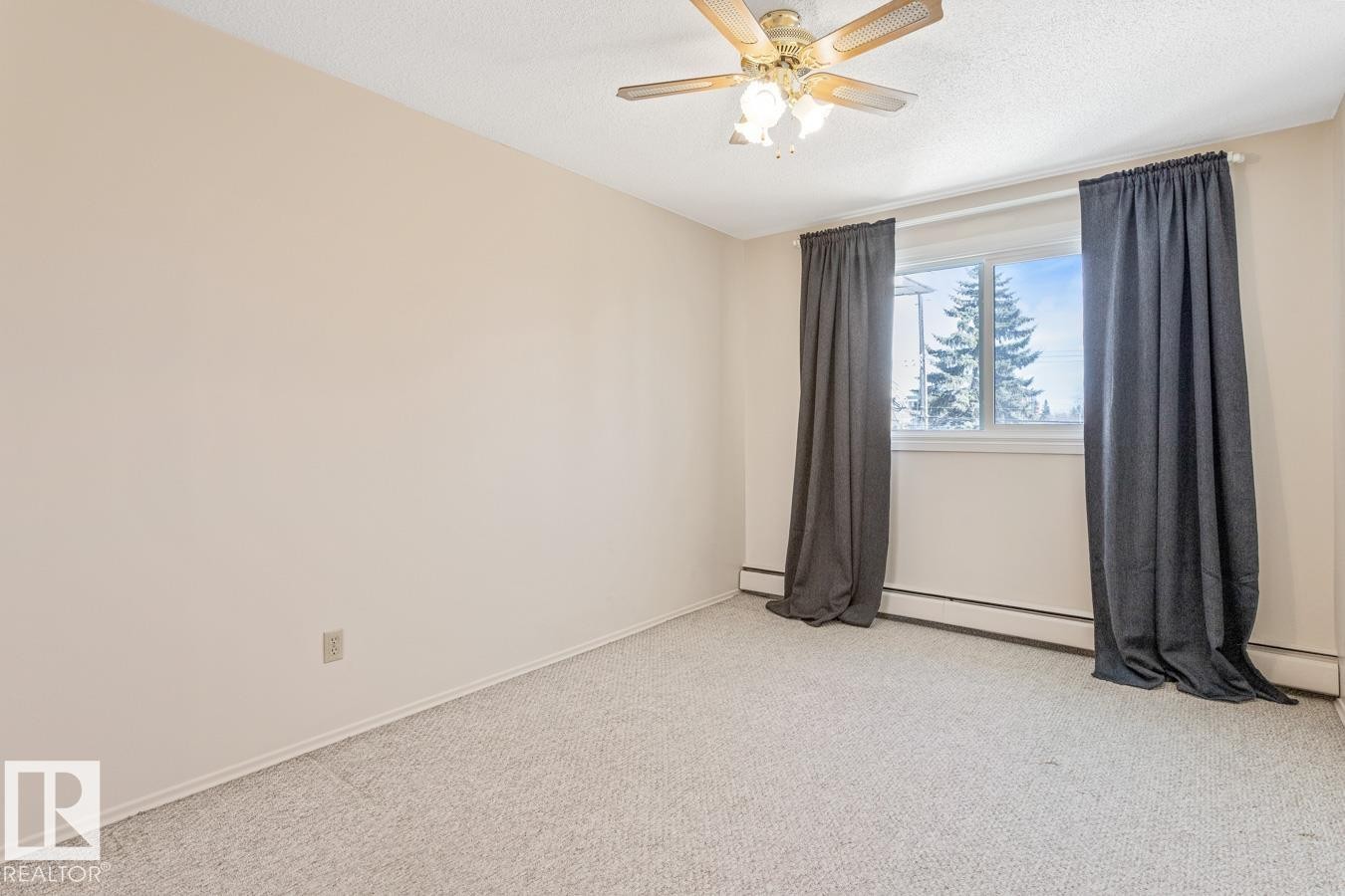 #302 11045 132 St Nw, Edmonton, AB
