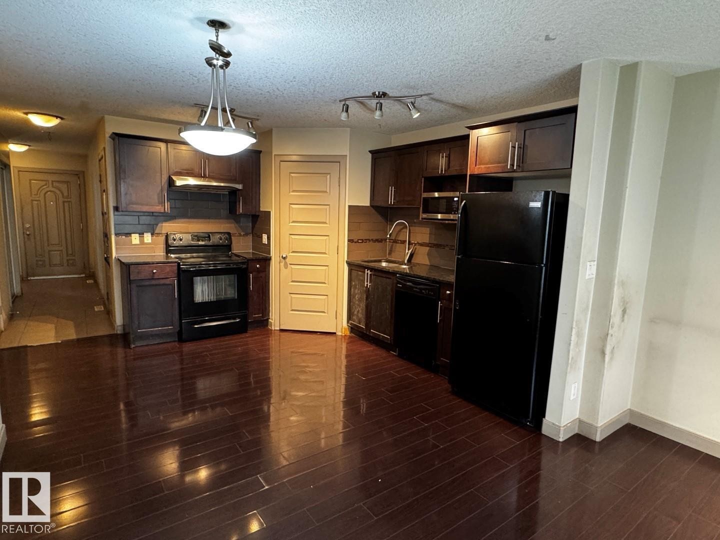 #6 1820 34 Av Nw, Edmonton, AB