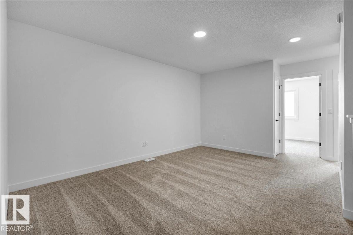 139 Caledon Crescent, Spruce Grove, AB - Indoor Photo Showing Other Room