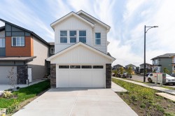 93 ELLIOTT Wynd Fort Saskatchewan, AB T8L 1R8
