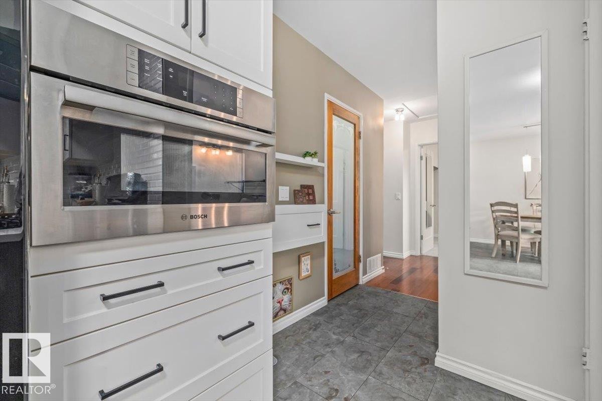 5507 102A Avenue Nw, Edmonton, AB