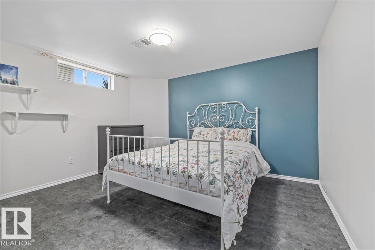 5507 102A Avenue Nw, Edmonton, AB