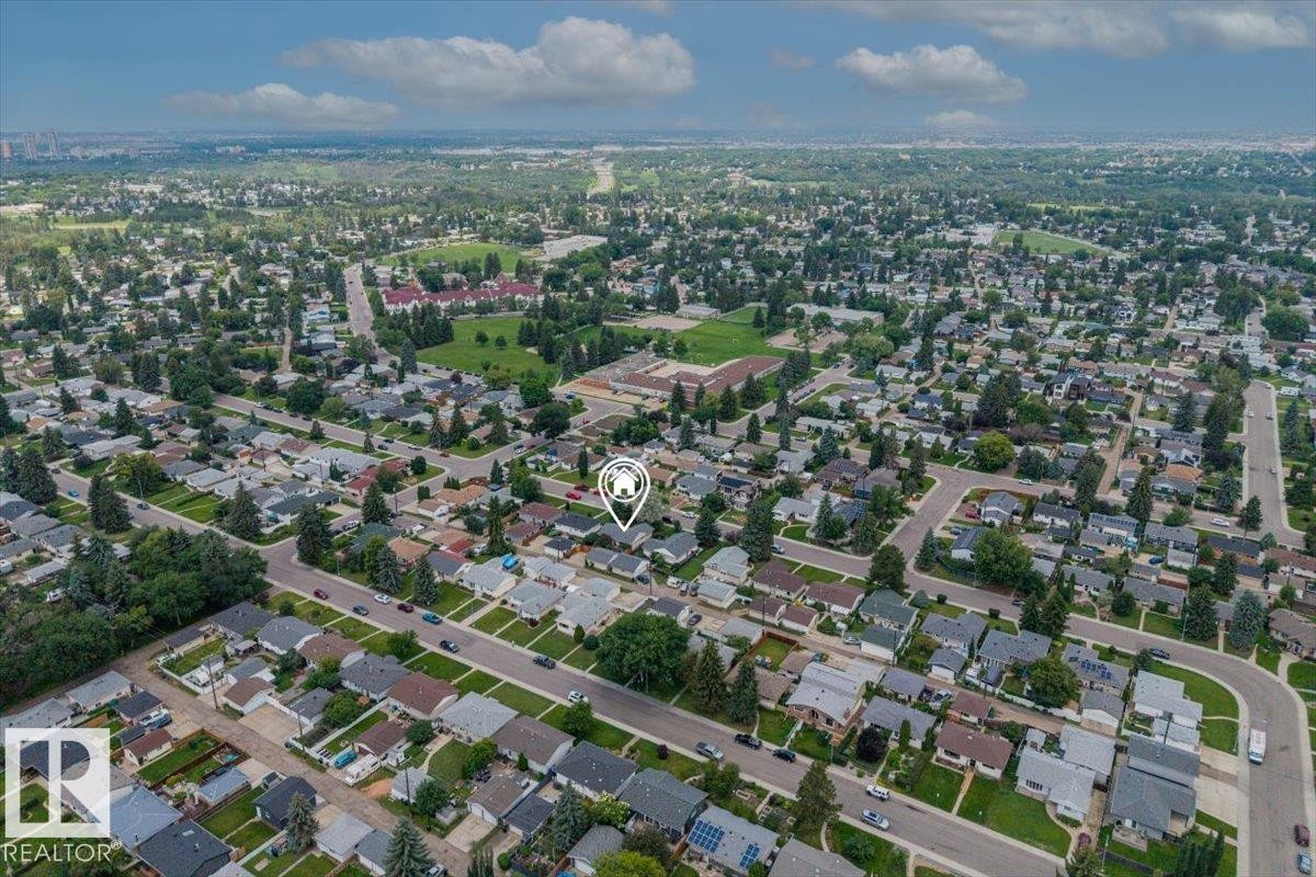 5507 102A Avenue Nw, Edmonton, AB
