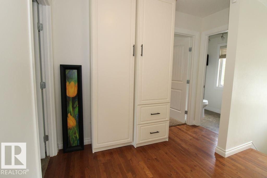7715 84 Avenue, Edmonton, AB - Indoor Photo Showing Other Room