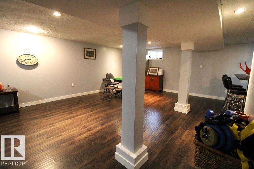 7715 84 Avenue, Edmonton, AB - Indoor