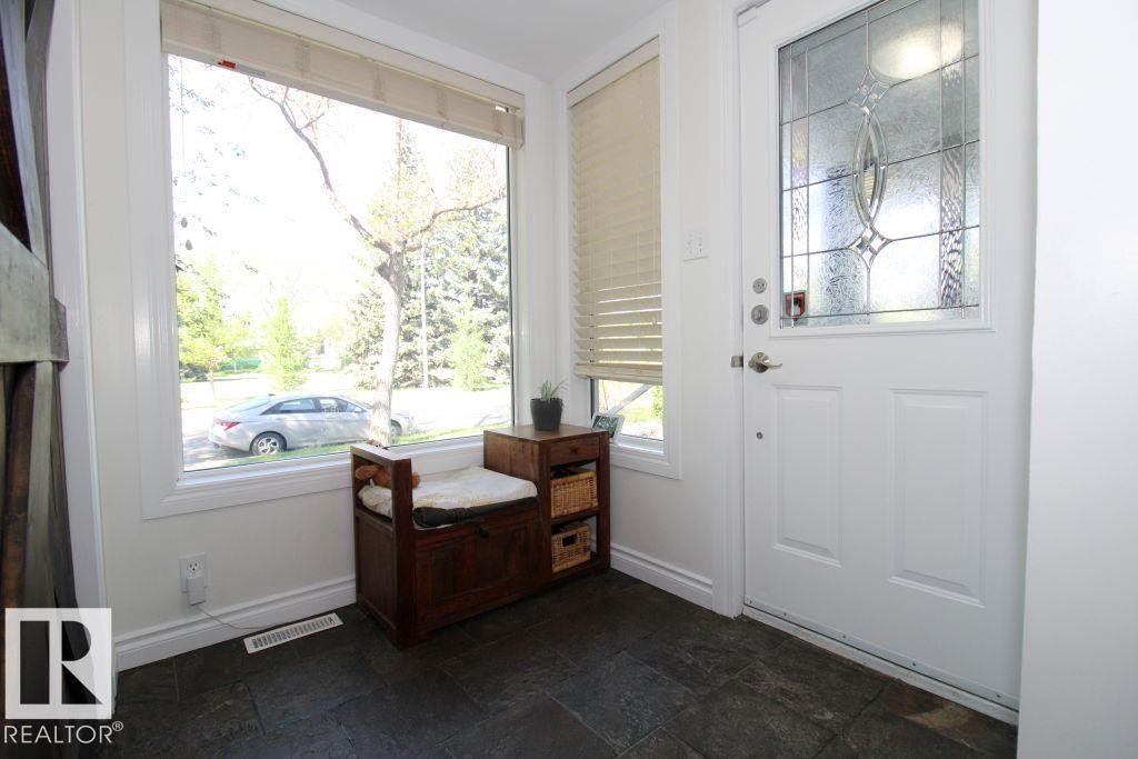7715 84 Avenue, Edmonton, AB - Indoor Photo Showing Other Room
