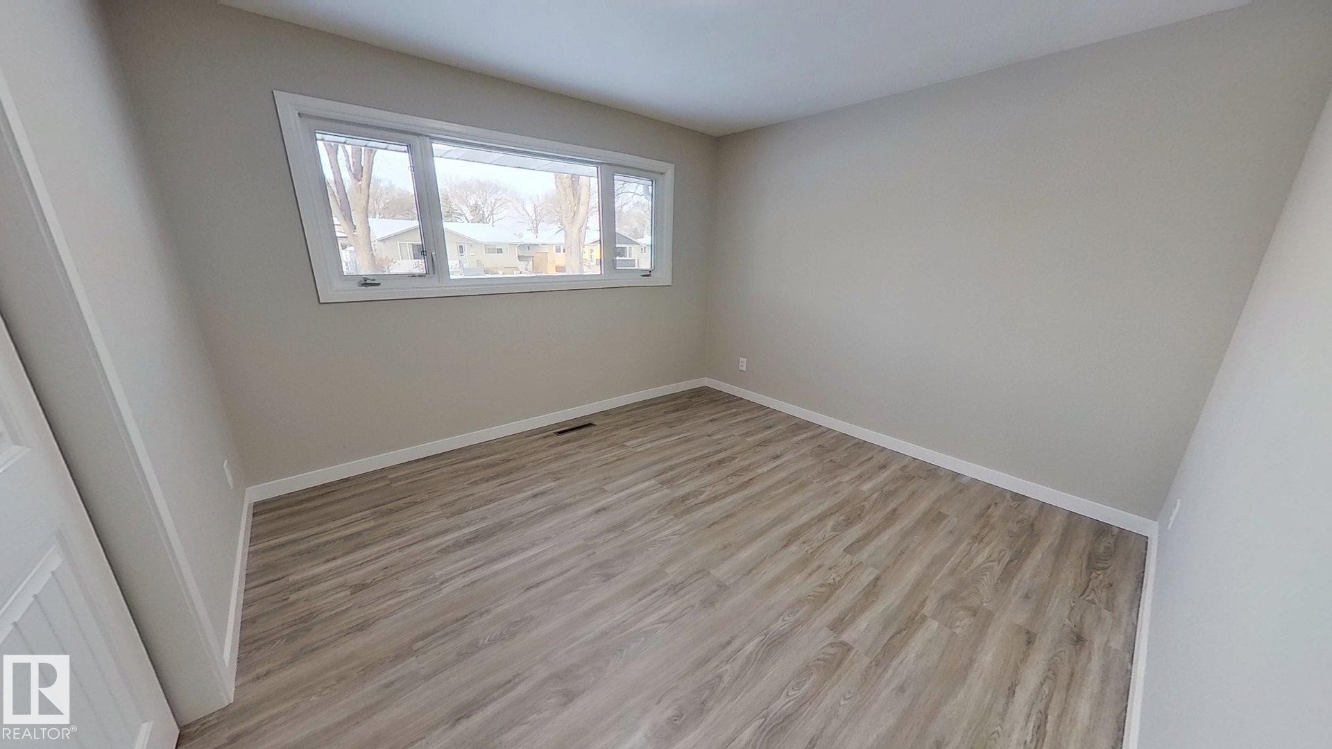 12211 52 St Nw, Edmonton, AB