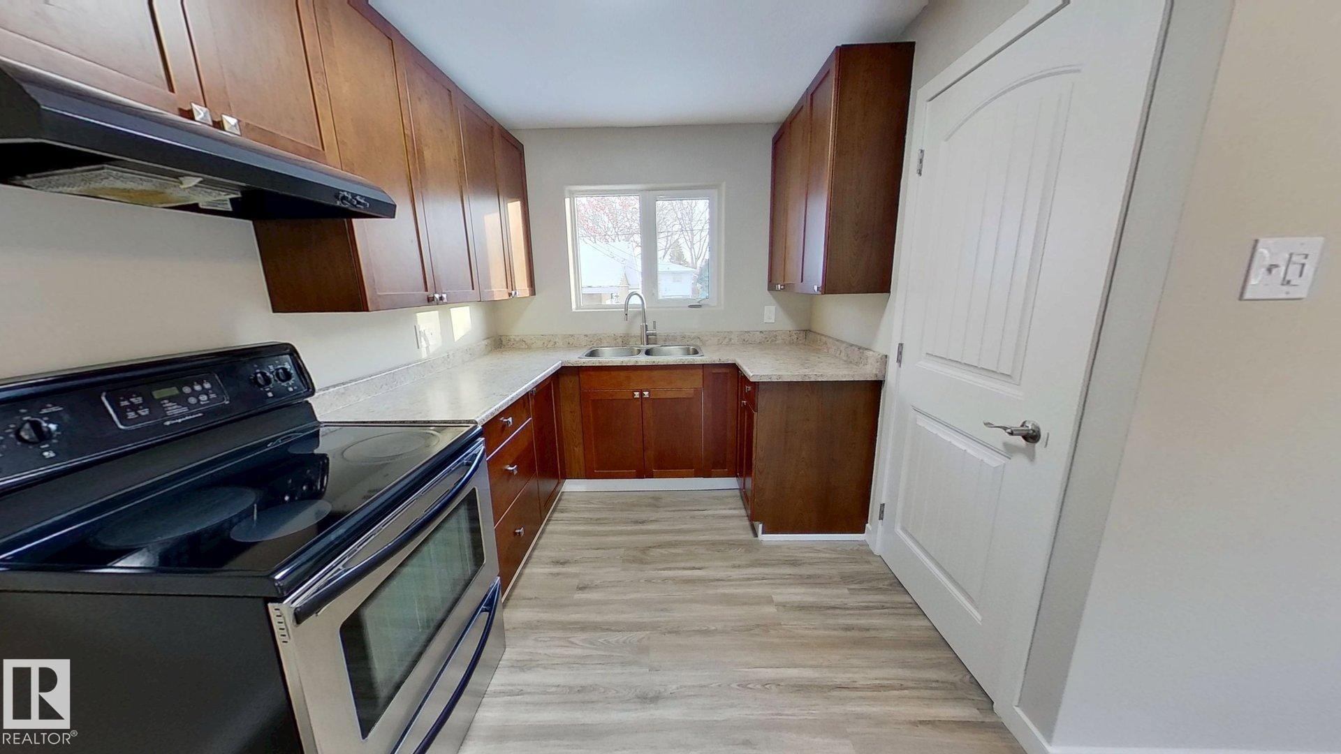 12211 52 St Nw, Edmonton, AB