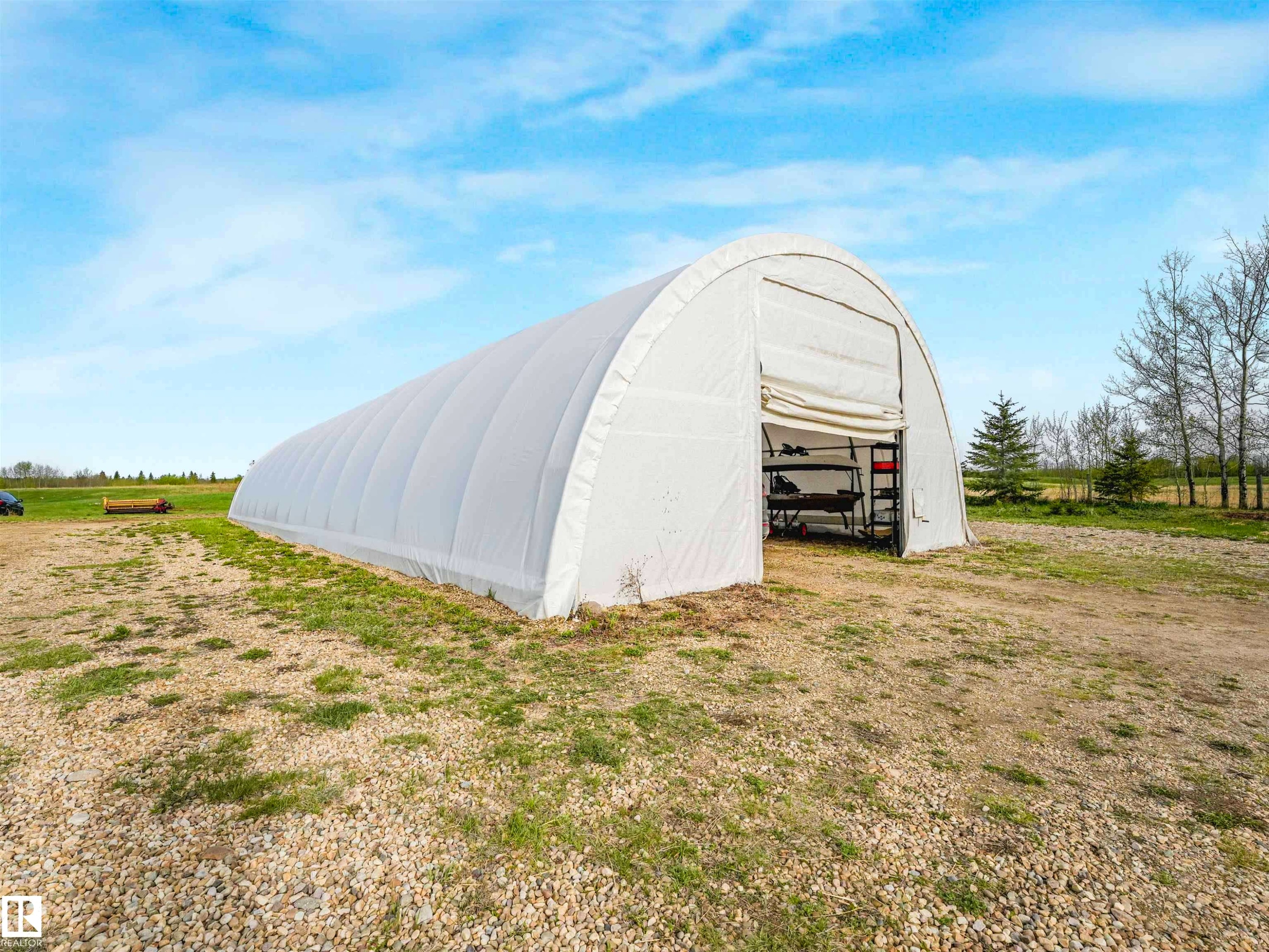 Image quality insufficient for description - 57016 Range Road 13, Rural Barrhead County, AB - Outdoor