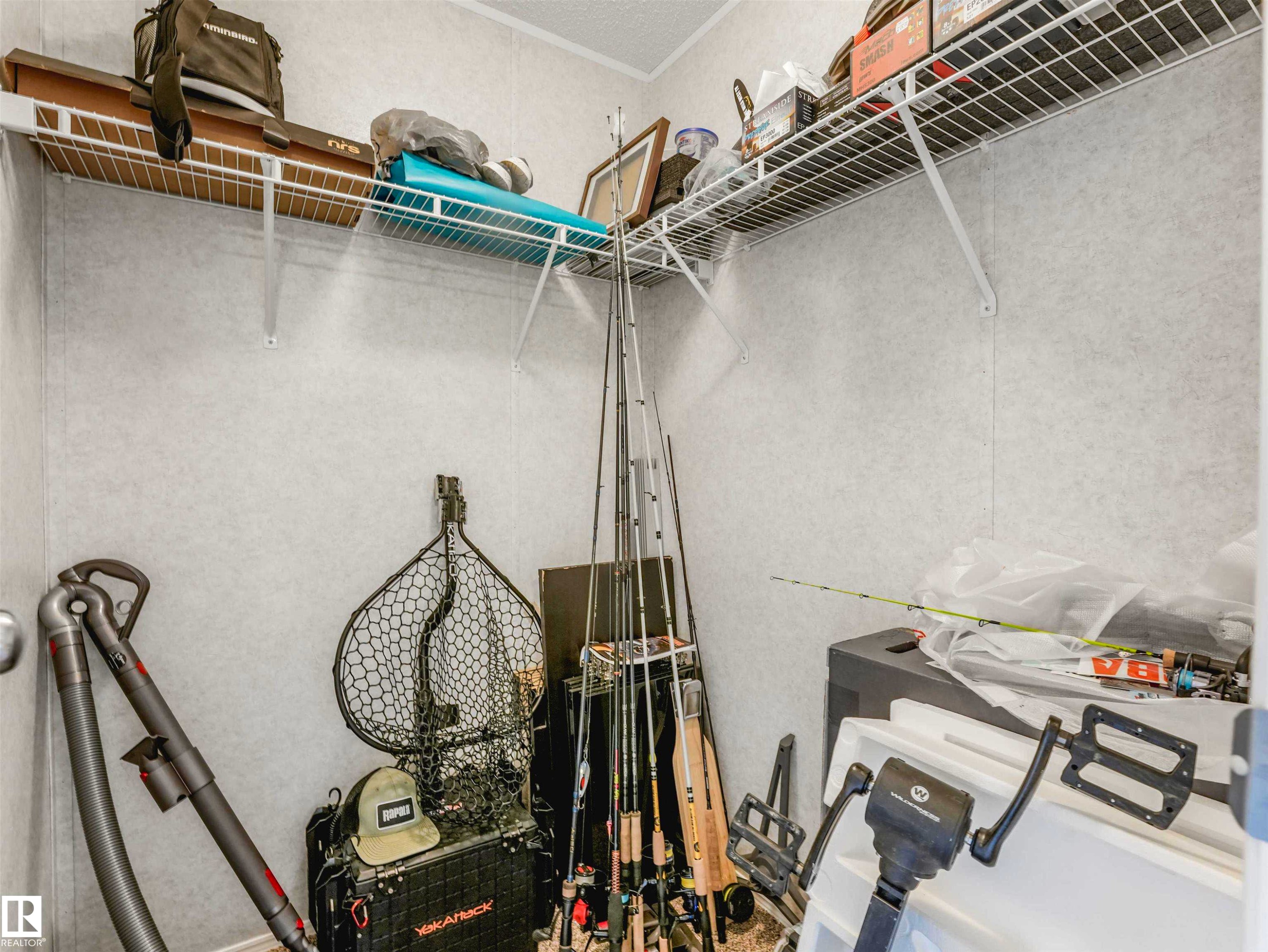 Image quality insufficient for description - 57016 Range Road 13, Rural Barrhead County, AB - Indoor With Storage