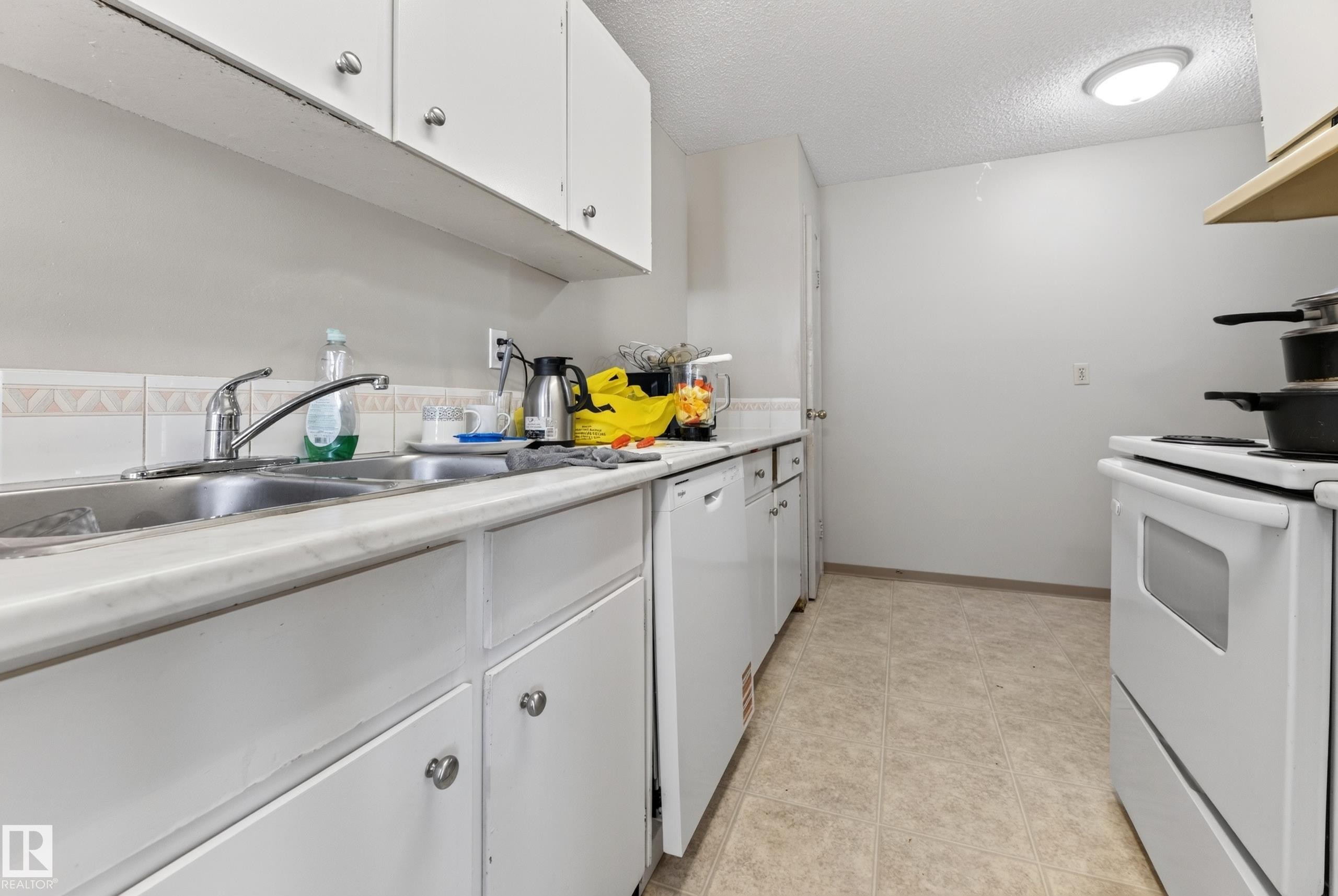 #209 7220 144 Av Nw, Edmonton, AB