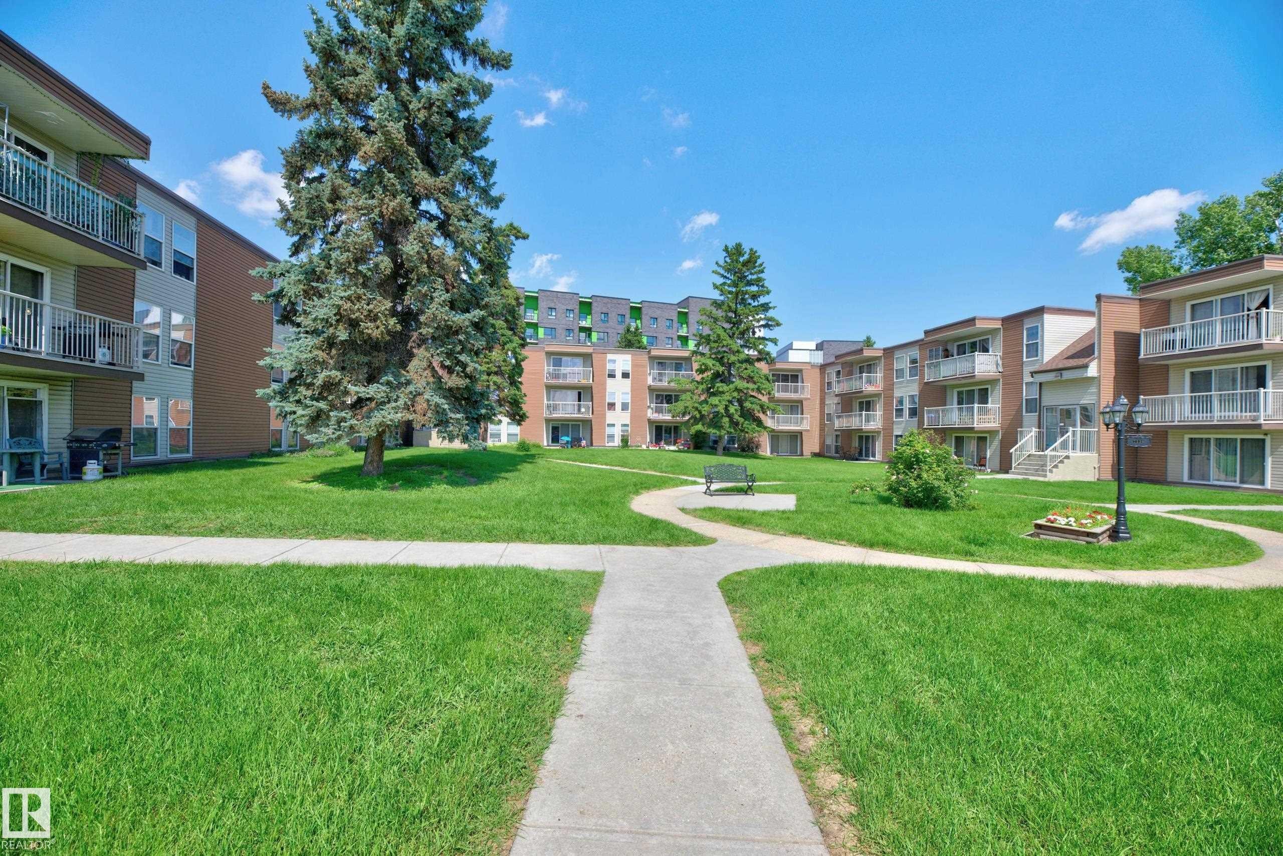 #209 7220 144 Av Nw, Edmonton, AB