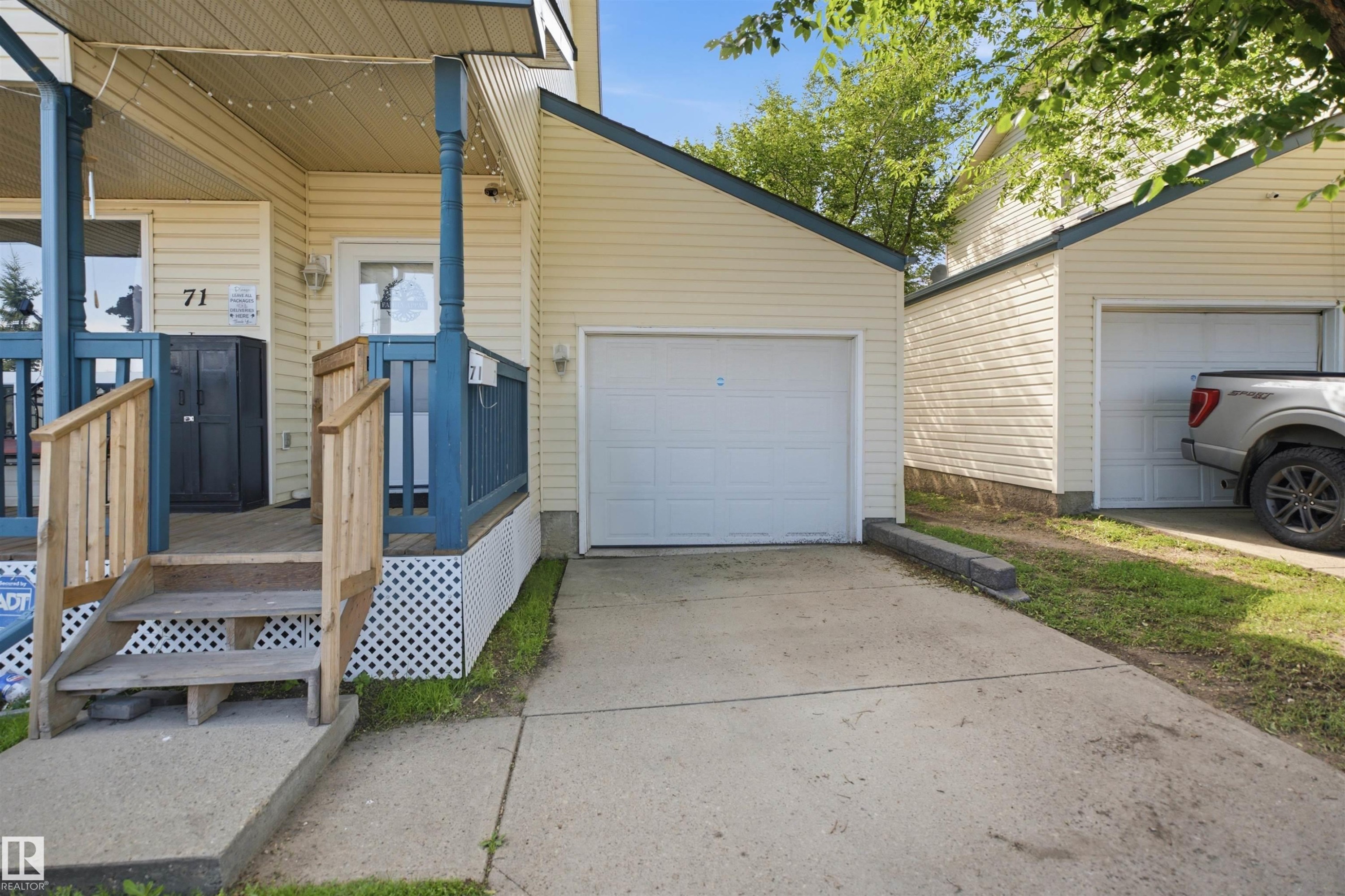 #71 10909 106 St Nw, Edmonton, AB - Outdoor With Exterior
