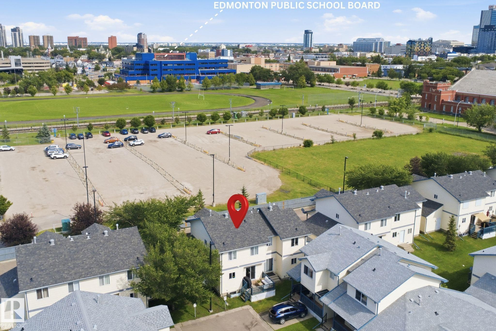 #71 10909 106 St Nw, Edmonton, AB - Outdoor With View