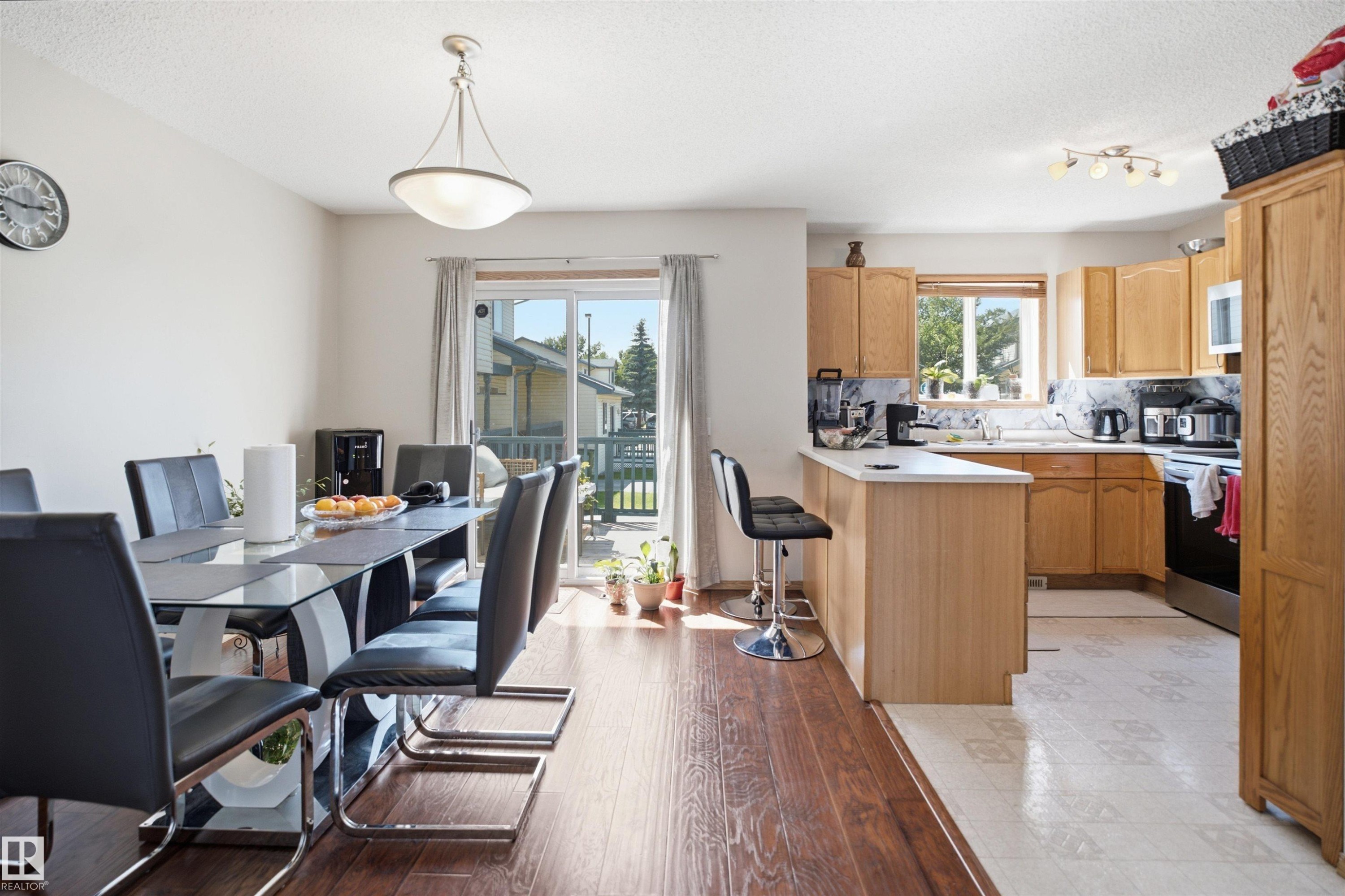 #71 10909 106 St Nw, Edmonton, AB - Indoor