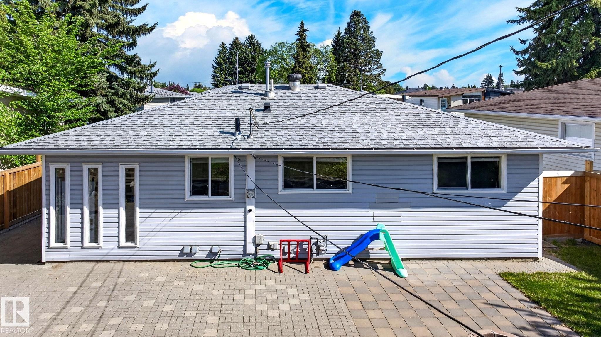 6008 97A Avenue, Edmonton, AB - Outdoor
