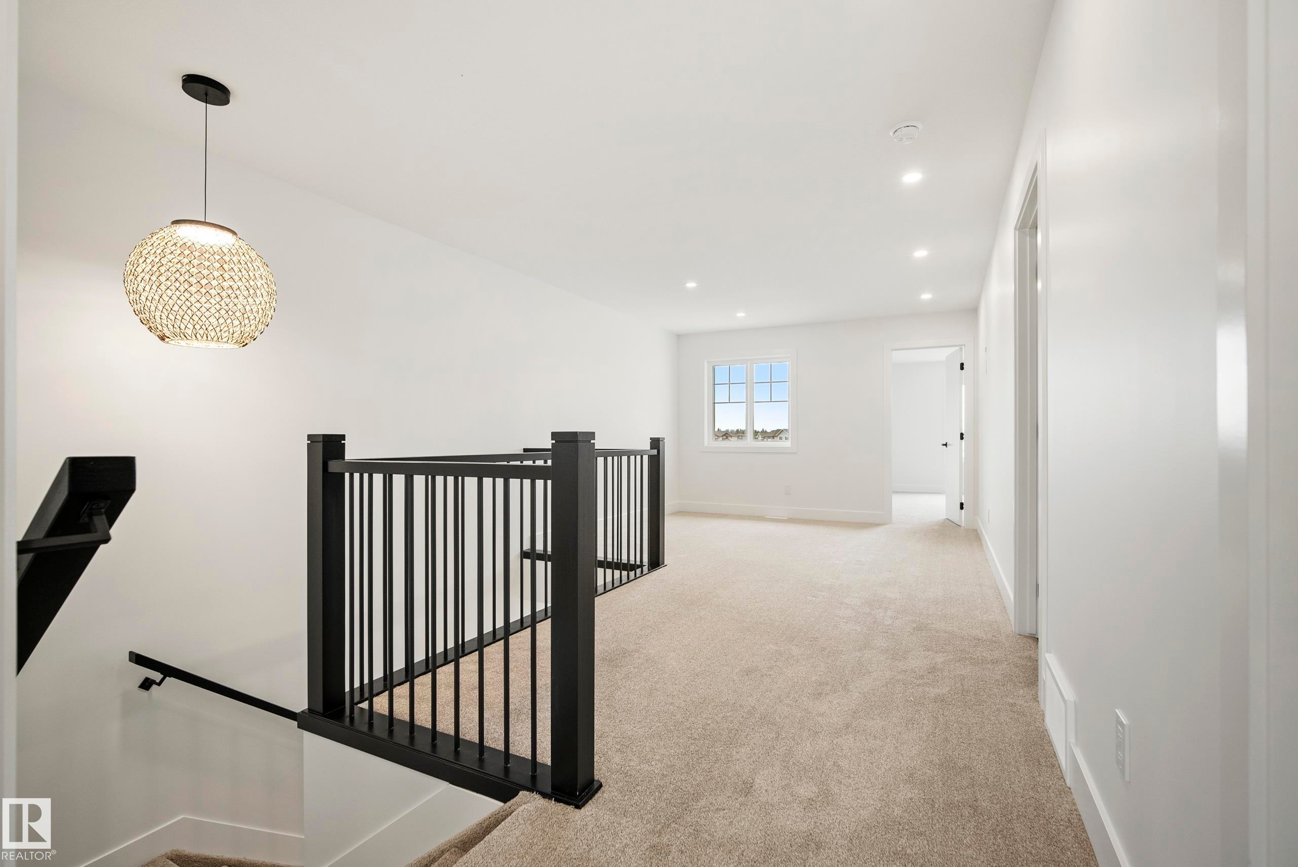113 Caledon Crescent, Spruce Grove, AB - Indoor Photo Showing Other Room