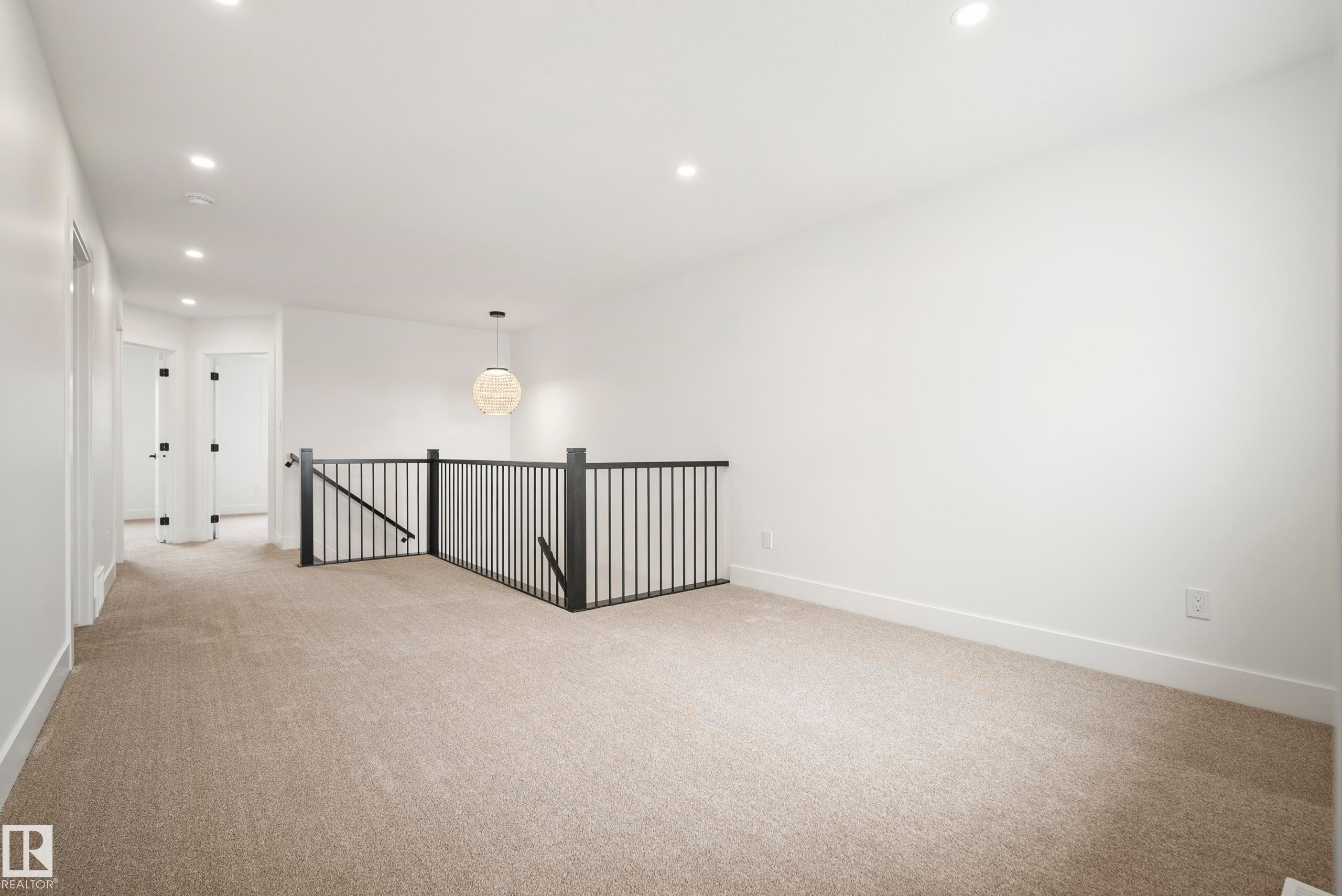 113 Caledon Crescent, Spruce Grove, AB - Indoor Photo Showing Other Room
