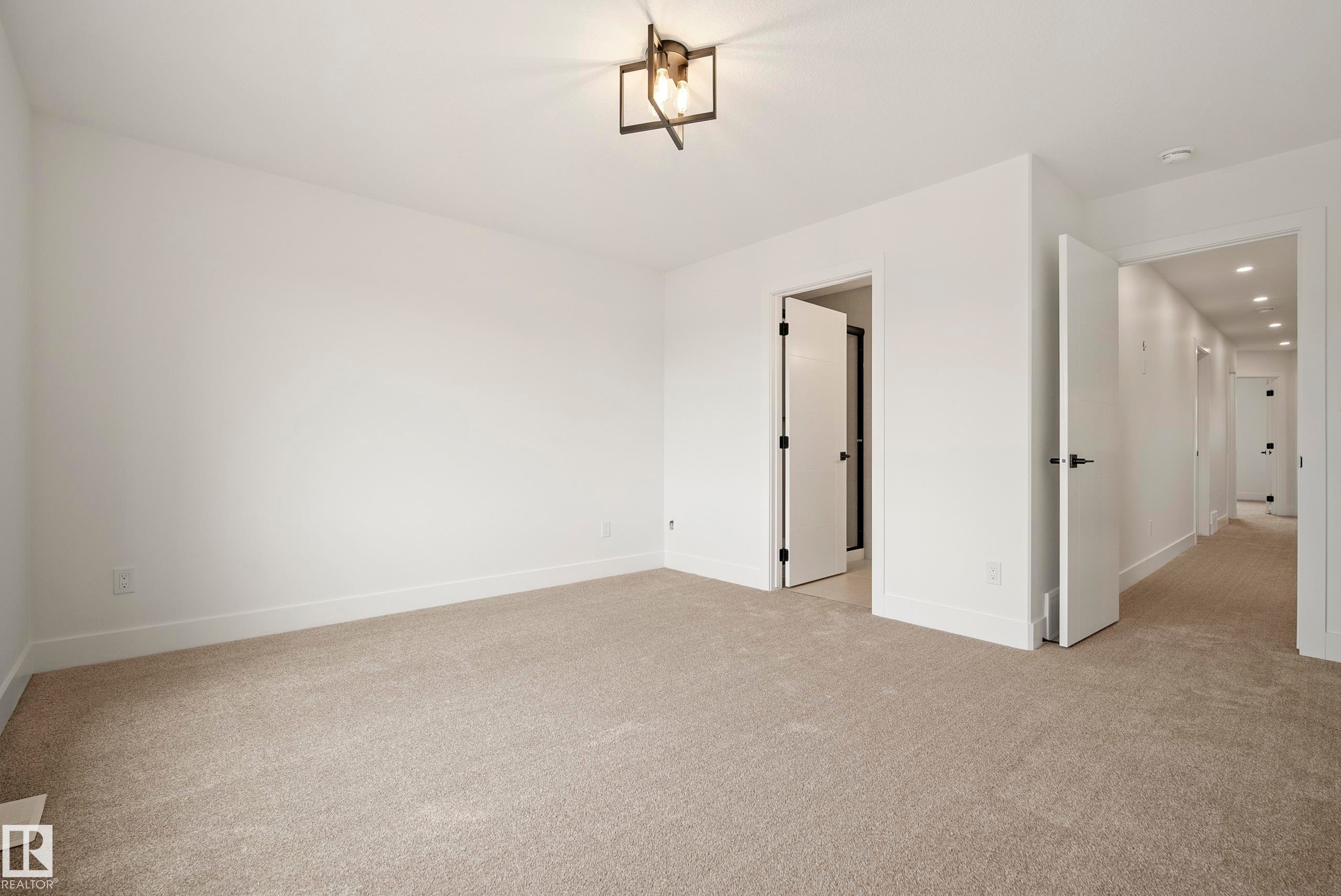 113 Caledon Crescent, Spruce Grove, AB - Indoor Photo Showing Other Room